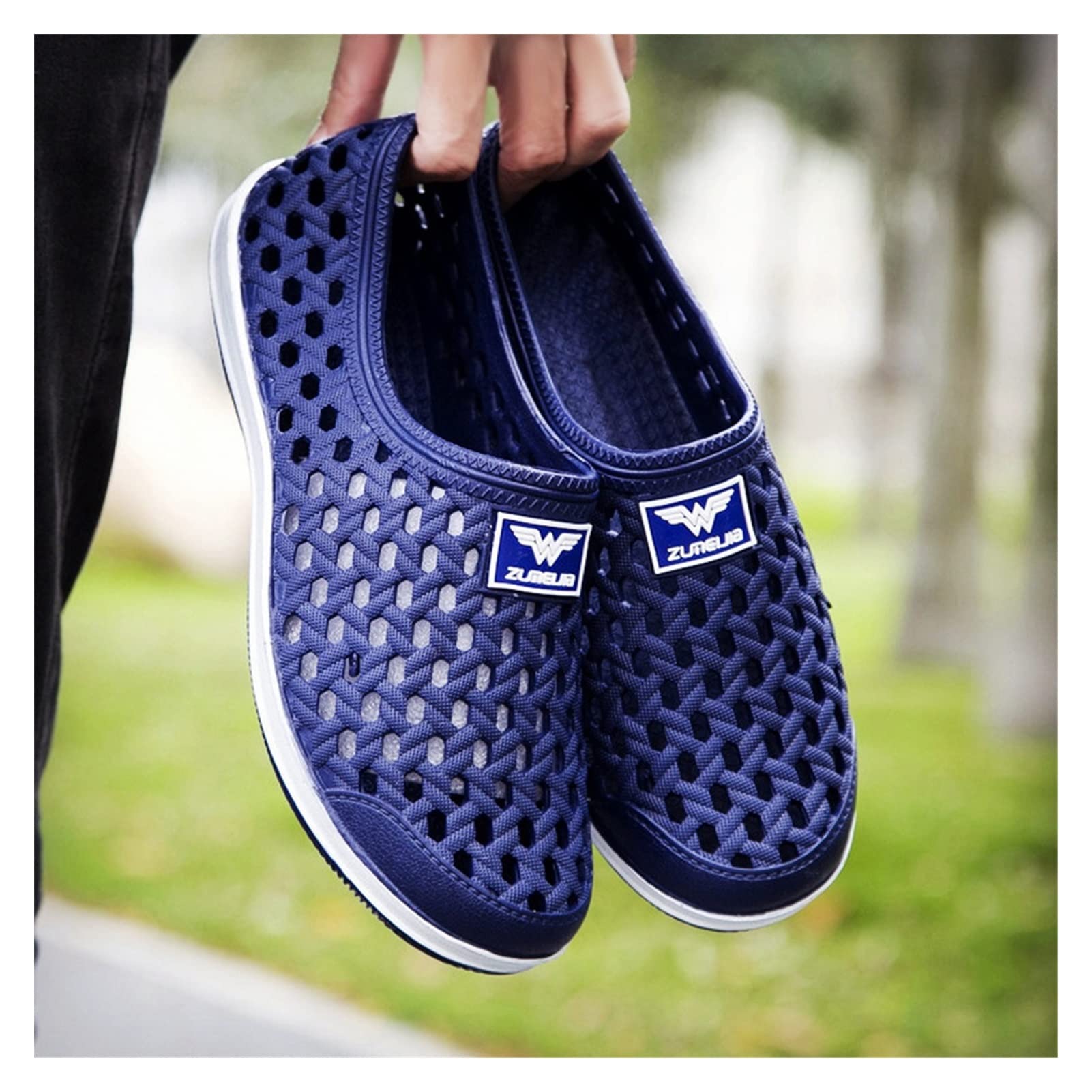 **XyyrYS Men's Breathable Water Shoes for Beach, Swimming & Outdoor Sports - Non-Slip Quick-Dry Aqua Slippers with Drainage Holes - Perfect for Pool, Surfing, Kayaking & Seaside Activities (Blue, Size 41)**