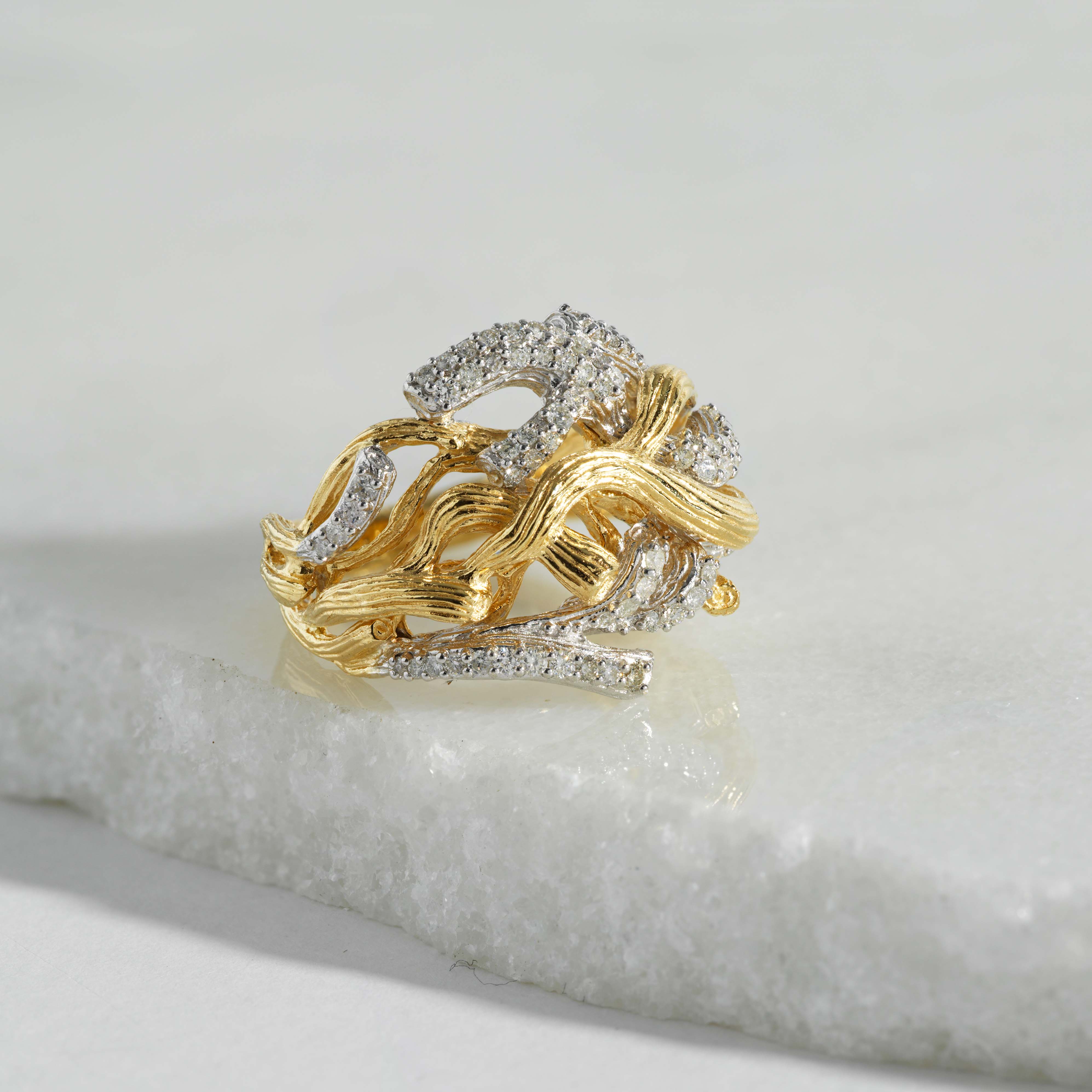 Elegant 14K Gold Branch Coral Ring with Genuine Diamonds - Perfect for Weddings, Anniversaries & Special Occasions