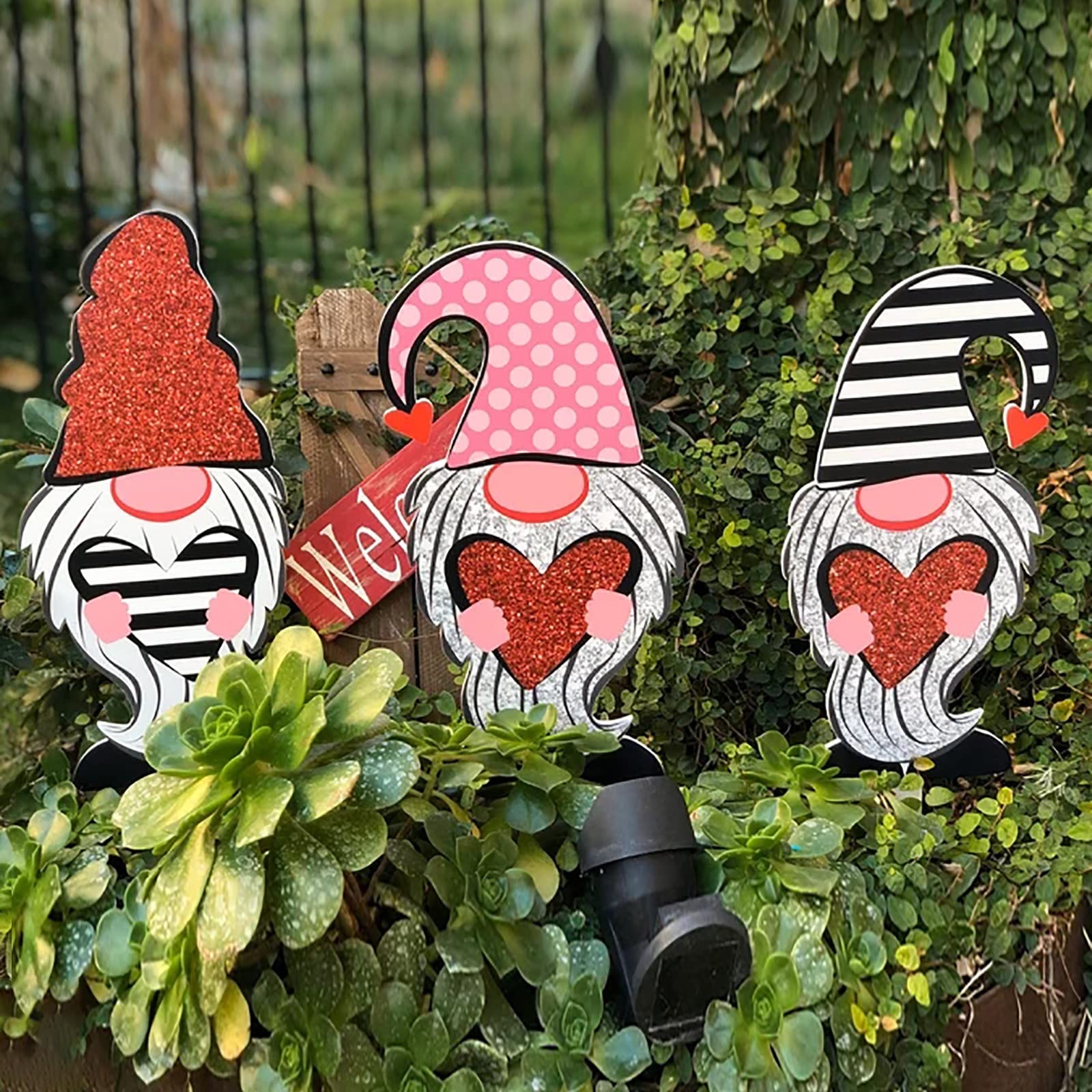 Guolarizi Valentine's Day Garden Stakes - Outdoor Yard Decorations for Home, Garden & Patio - Romantic Holiday Decor for Couples & Special Occasions