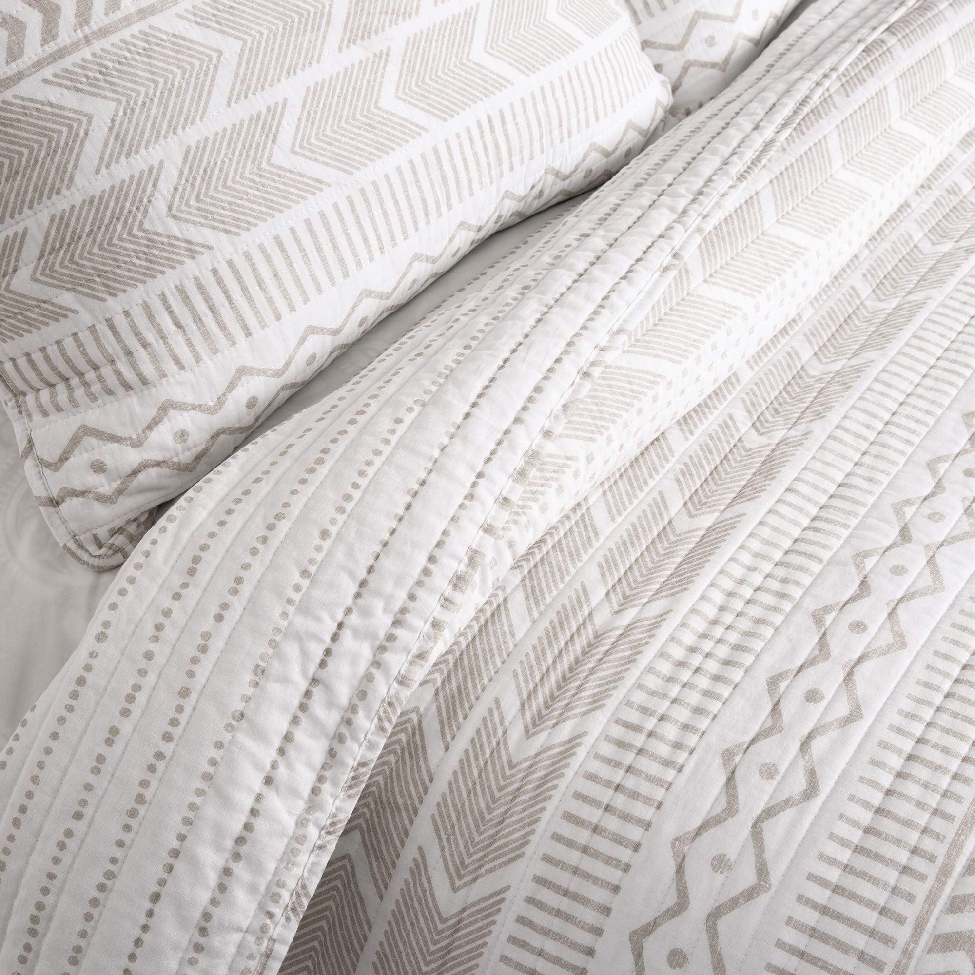 Lush Decor Hygge Quilt Set King - Taupe & White for Cozy Bedroom