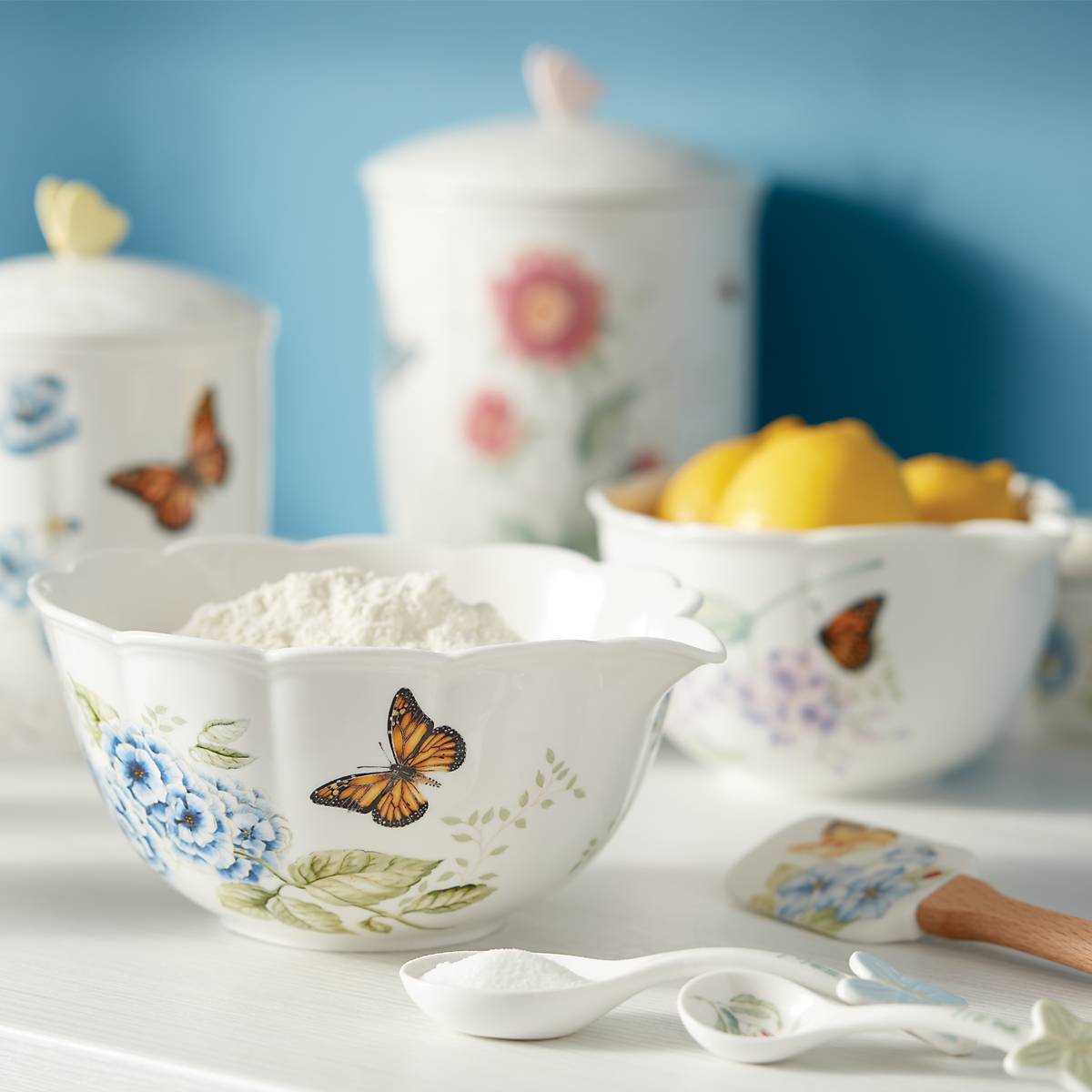 Butterfly Meadow 2-Piece Nesting Bowl Set - Durable Stackable Mixing Bowls for Baking, Cooking & Food Prep - Perfect for Kitchen, Picnics & Entertaining