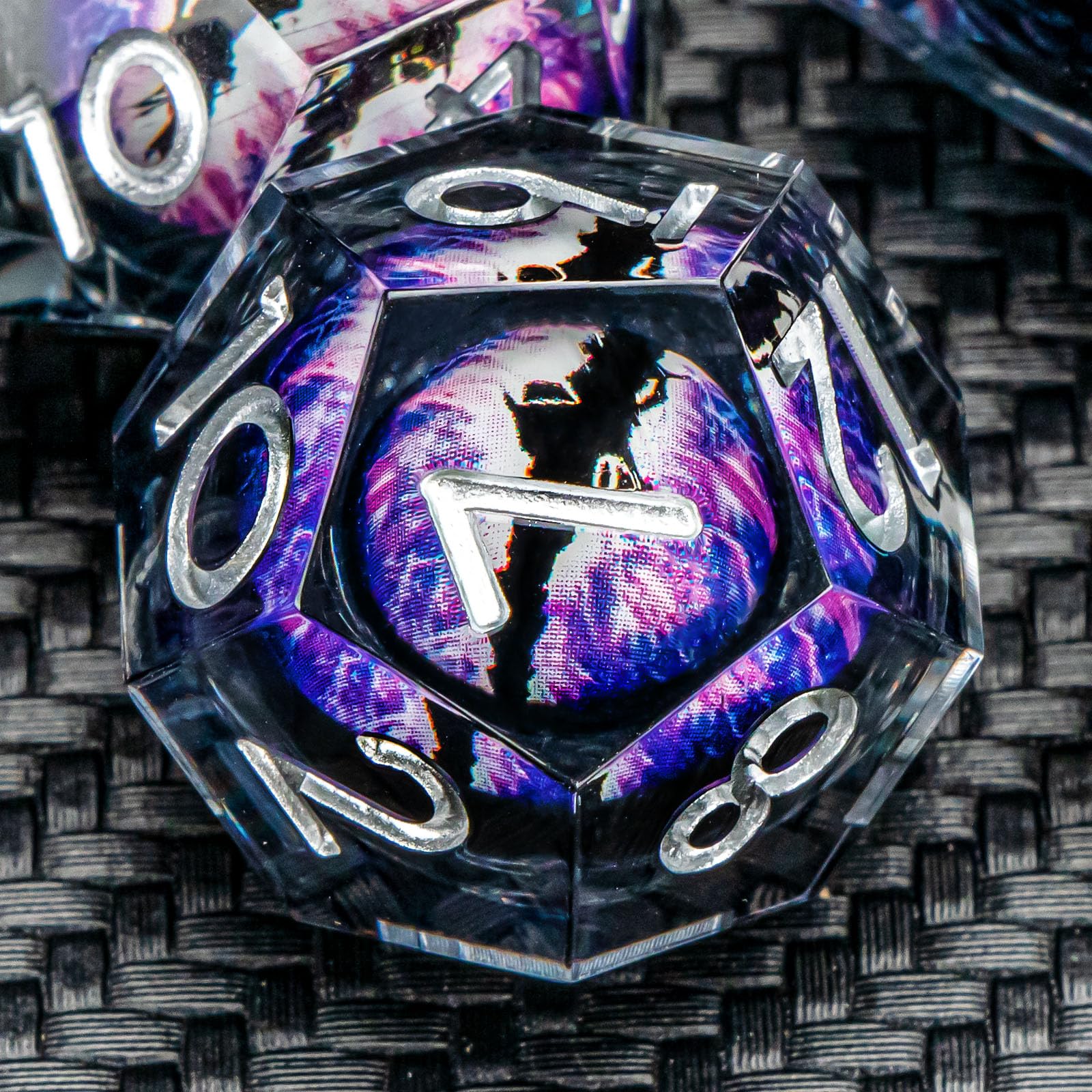 KERWELLSI Sharp Edge Resin Dragon Eye DND Dice Set - 7-Piece Polyhedral RPG Dice for Dungeons & Dragons (D20, D12, D10, D8, D6, D4) with Purple Float Liquid Core & Gift Box - Perfect for Tabletop Gaming, D&D Campaigns, and Fantasy Roleplaying