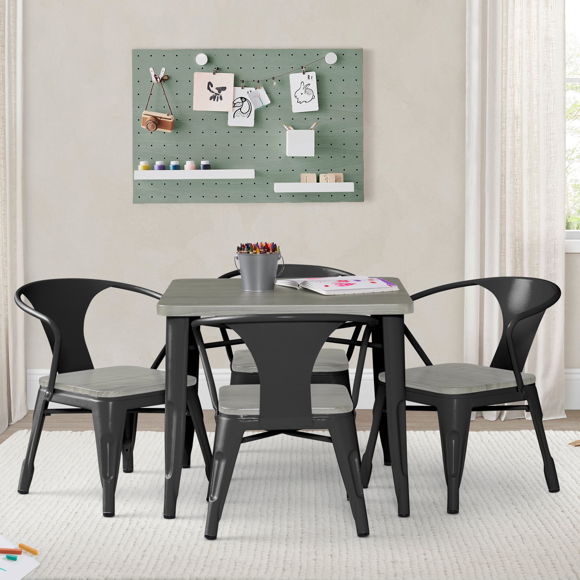 Black with Grey Barnboard (1438)