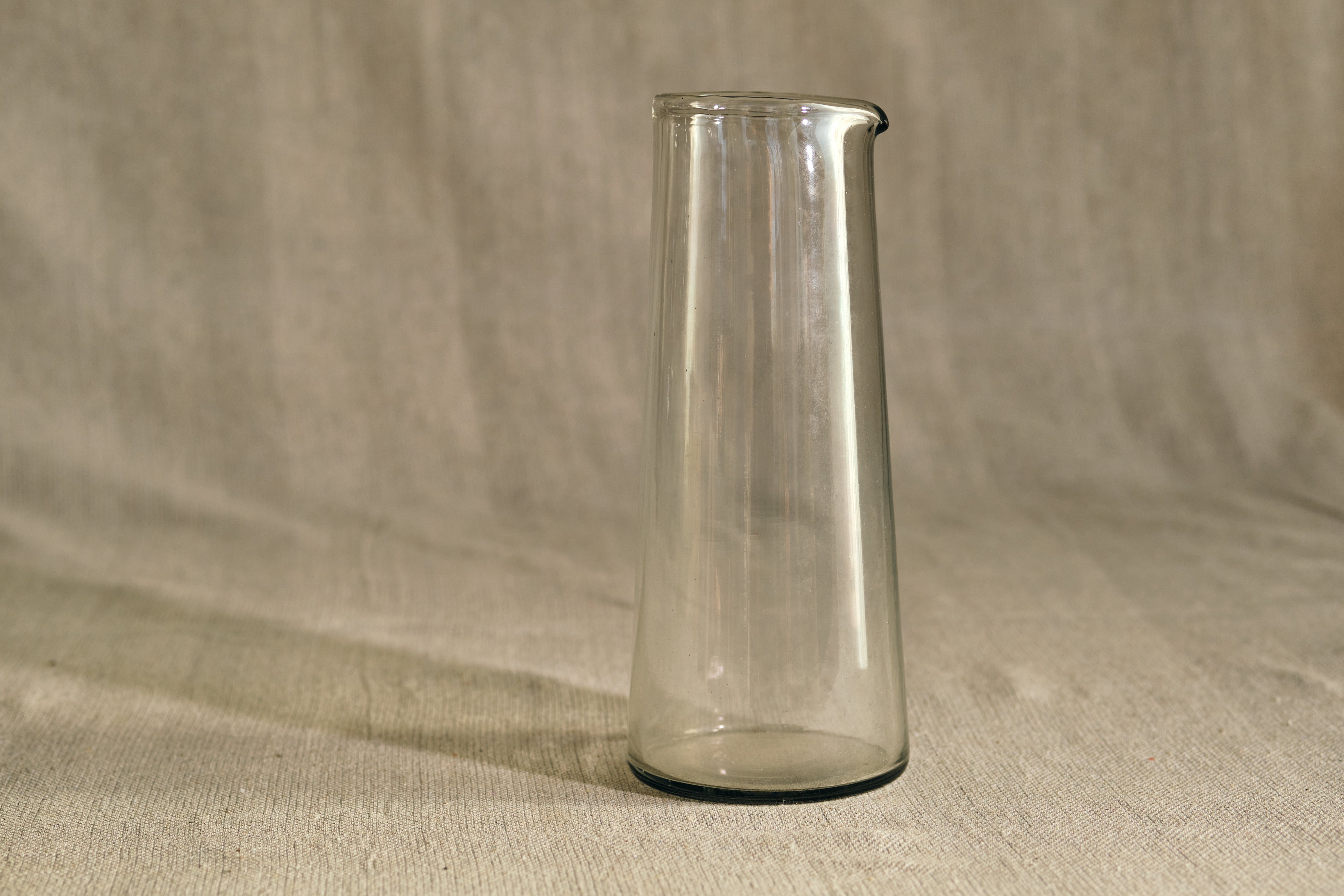 Premium Clear Glass Tapered Carafe - Elegant Water Pitcher for Wine, Juice & Beverages - Perfect for Dining, Entertaining & Home Decor