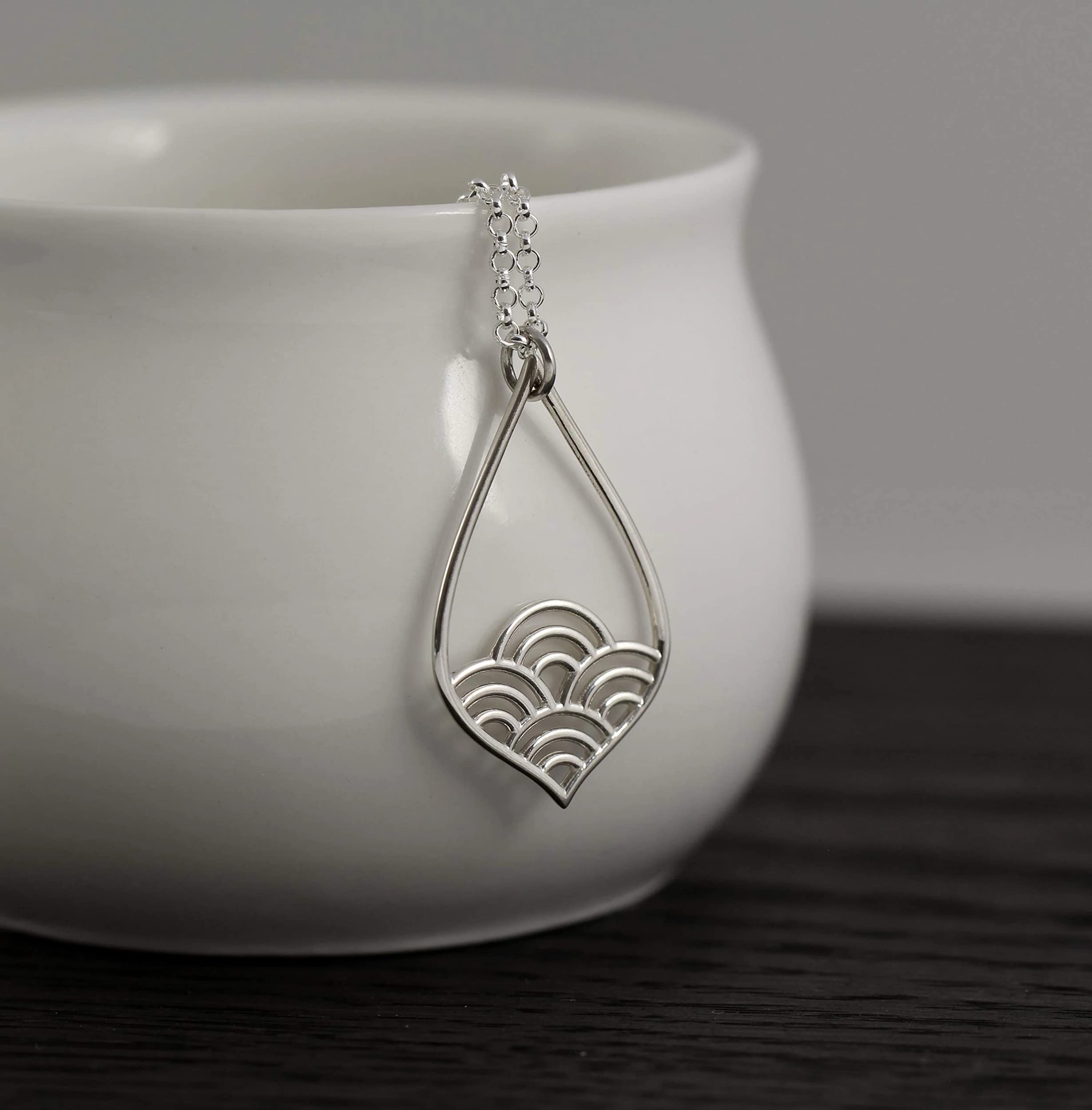 Charming Sterling Silver Wave Teardrop Necklace - Minimalist Jewelry for Women - Modern Pendant with Romantic Feminine Design - Perfect for Everyday Wear, Date Nights & Special Occasions