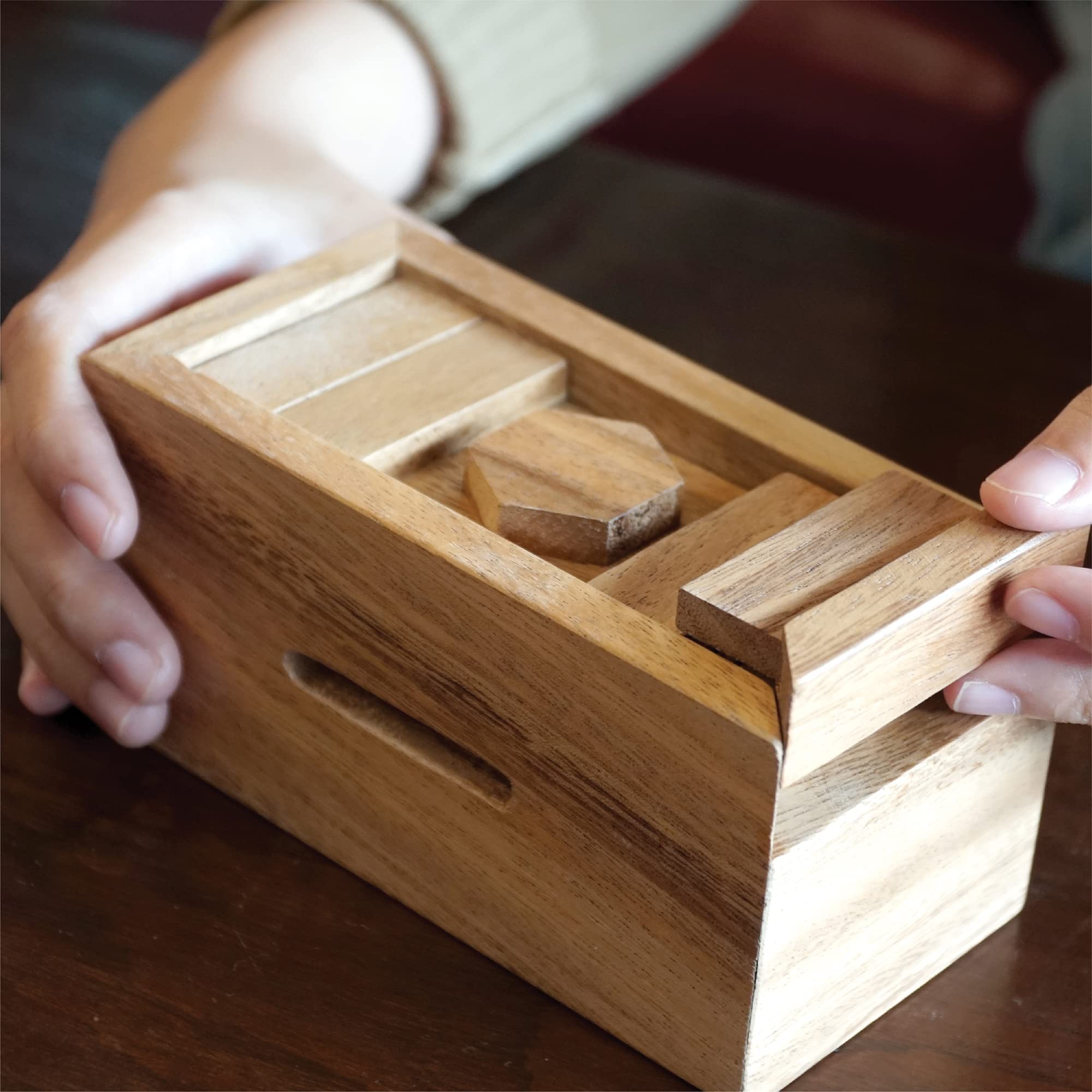 BSIRI Canopic Chest - Challenging Wooden Brain Teaser Puzzle Box | 3D Lock Box for Money, Jewelry & Gifts | Perfect for Cash Gifts, Secret Storage & Mind Games | Great Gift for Puzzle Lovers & Collectors