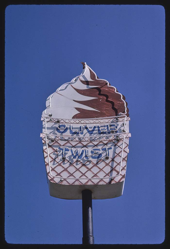Oliver Twist Ice Cream Sign Royal Oak Michigan Canvas Wall Art - 20