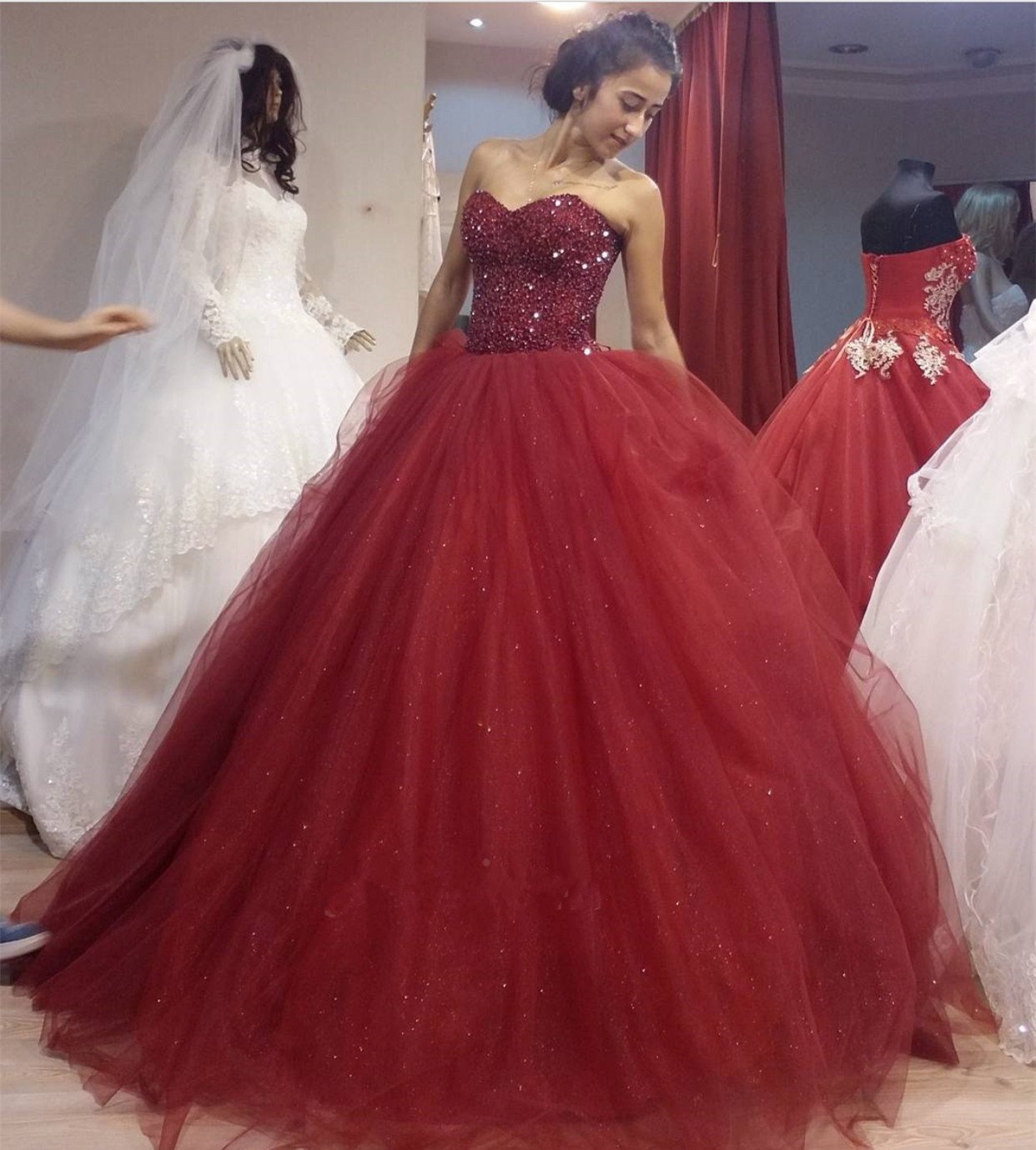 Elegant Burgundy Sweetheart Organza Wedding Dress with Beading & Bling – Perfect for Bridal, Prom, and Formal Events