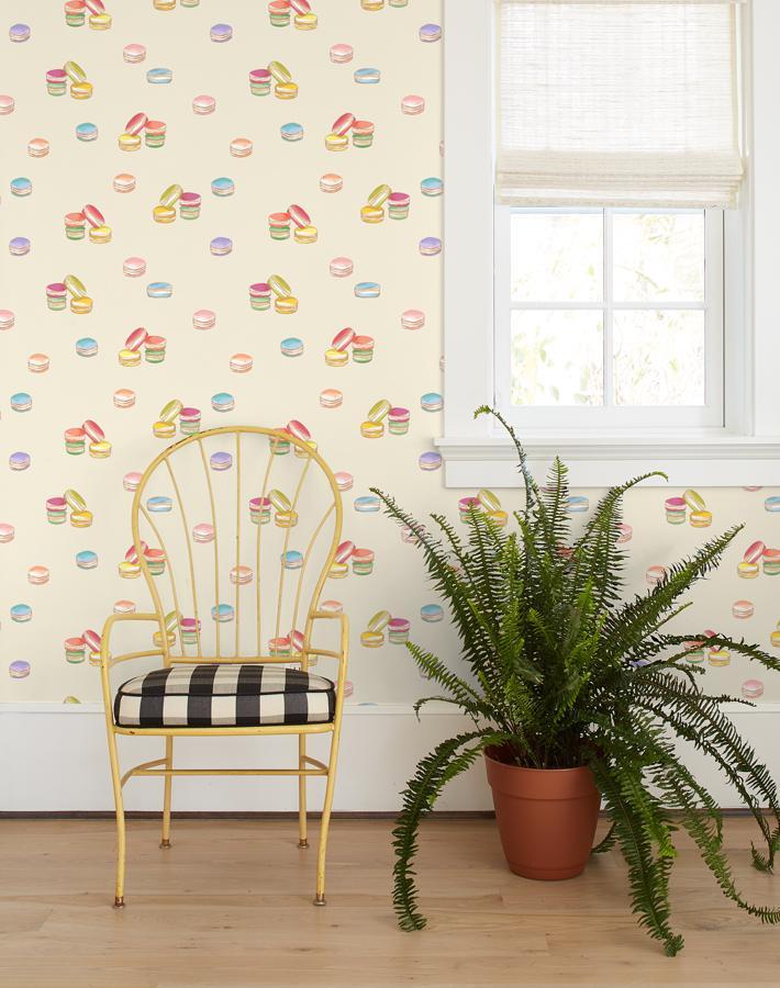 Nathan Turner Beige Macarons Wallpaper - Elegant French-Inspired Wall Decor for Living Room, Bedroom & Dining Area