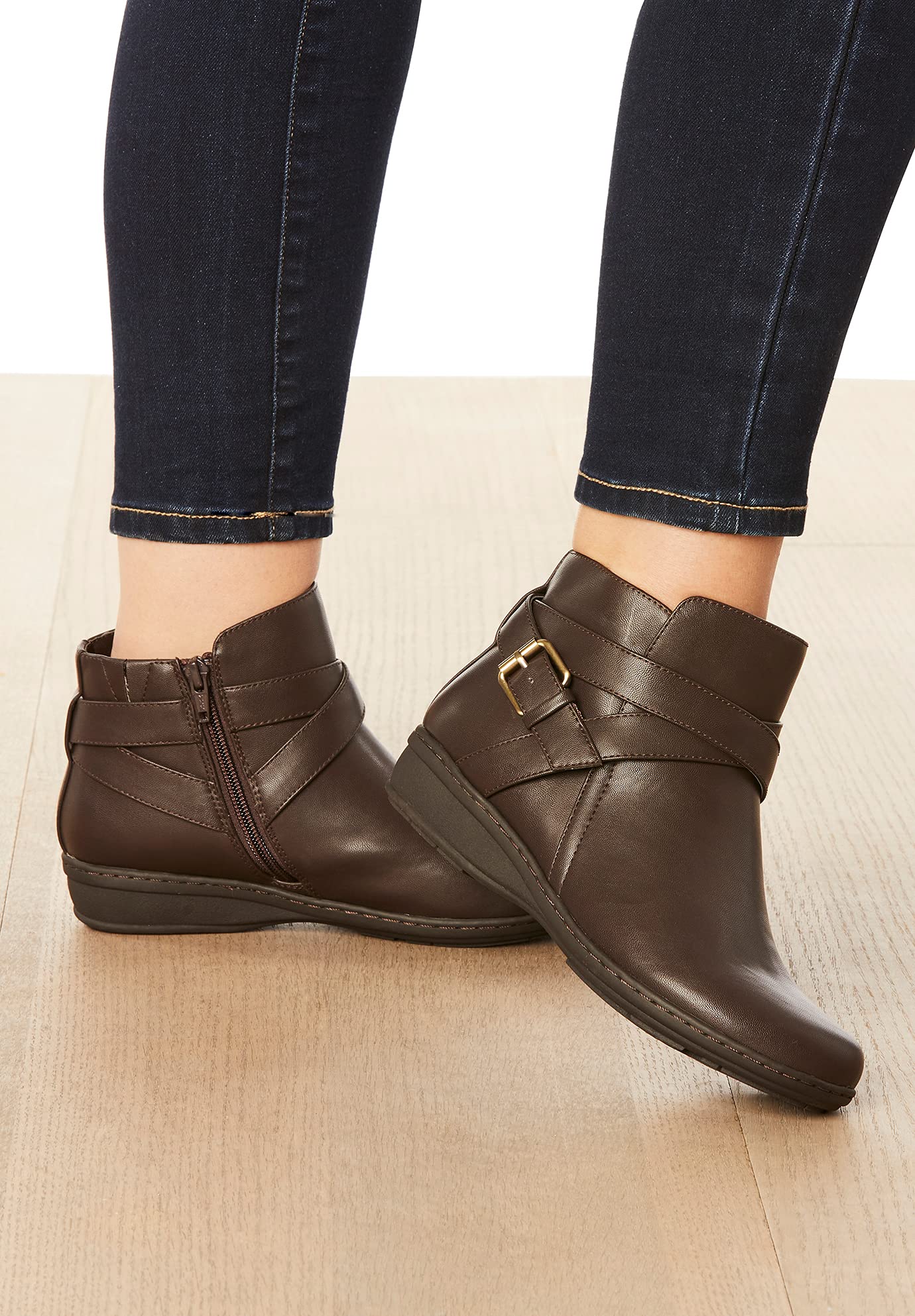 Comfortview Women's Wide Width The Bronte Bootie - Comfortable Ankle Boots for Work, Walking & Casual Outfits | Non-Slip Sole & Cushioned Insole | Perfect for Office, Travel & Everyday Wear