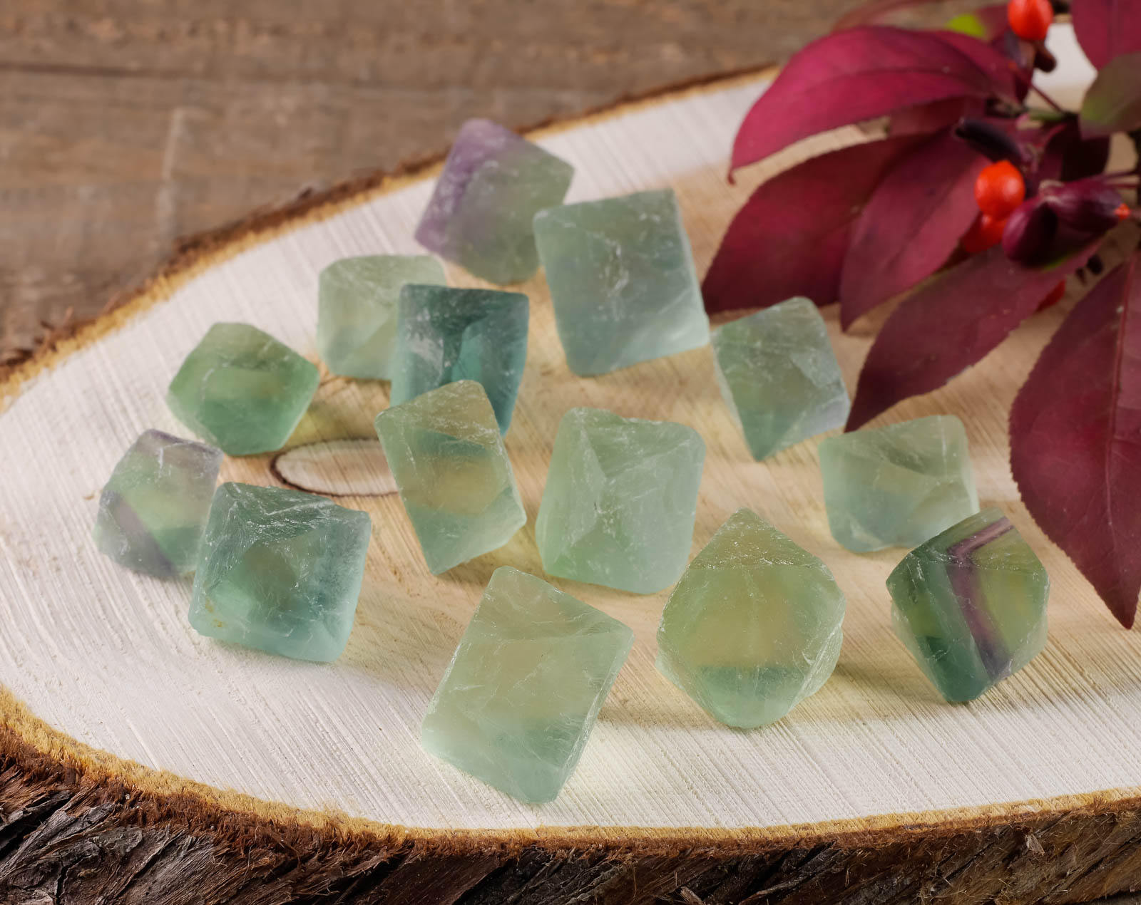 Natural Raw Green Fluorite Crystal Octahedron - Healing Stone for Meditation, Chakra Balancing & Energy Cleansing | Metaphysical Home Decor, Raw Rocks & Minerals Collection | Perfect for Yoga Spaces, Altars & Spiritual Gifts (E0559)