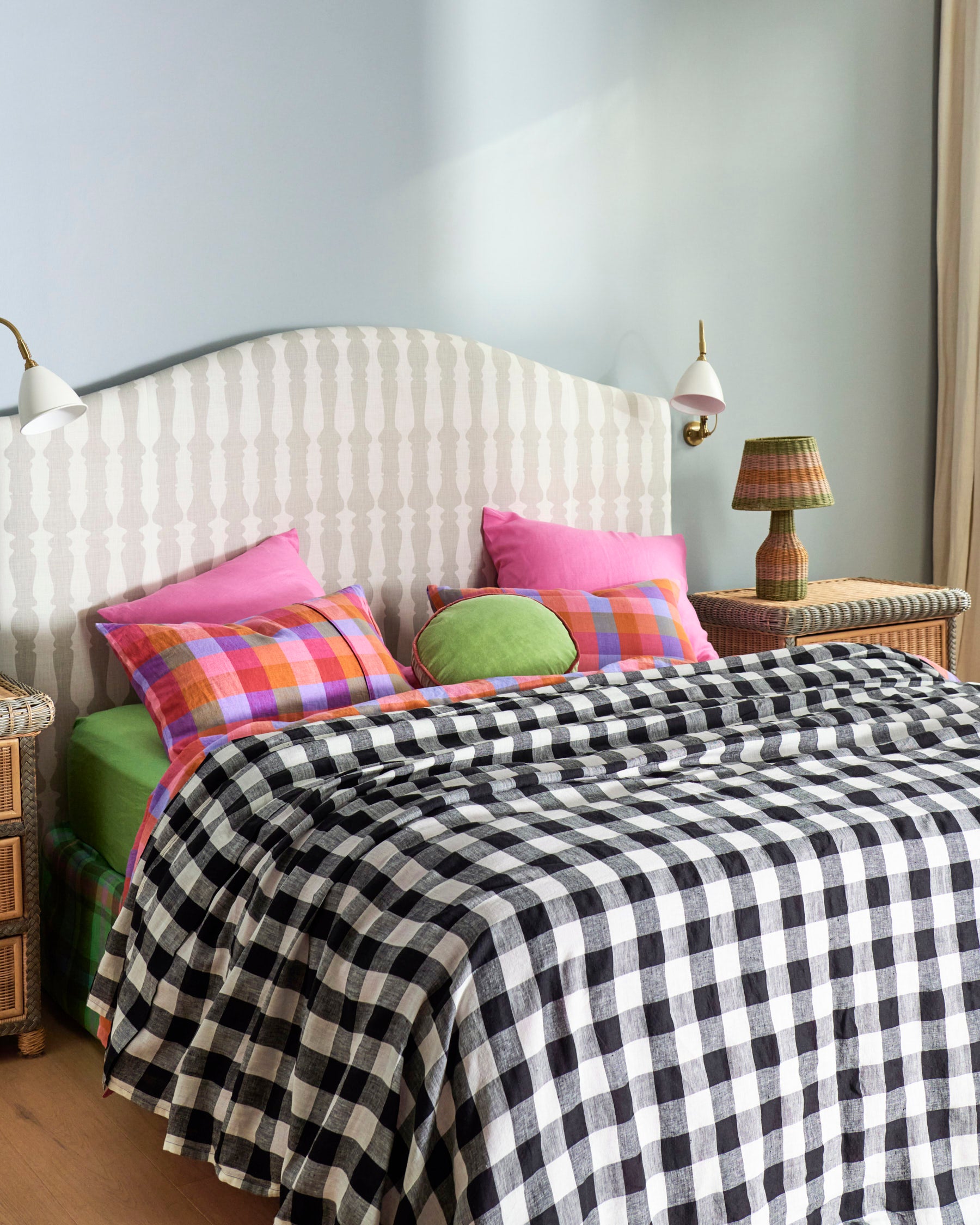 Black and White Gingham Linen Duvet Cover Set - Queen Size Bedding with Pillowcases - Breathable & Soft Cotton Blend for All Seasons - Perfect for Modern Farmhouse, Boho Chic or Scandinavian Bedroom Decor
