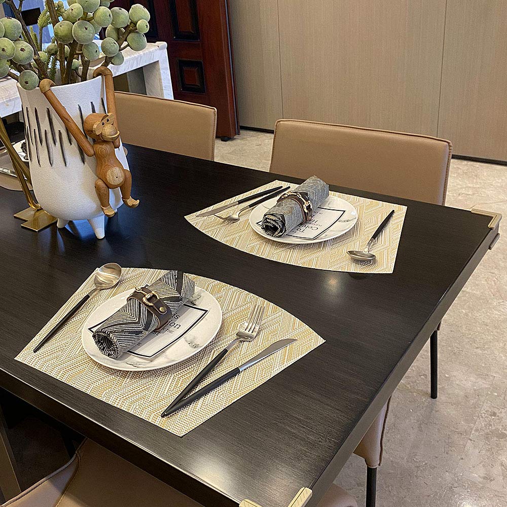 Premium Woven Vinyl Placemats Set of 6 - Heat Resistant, Durable & Washable Table Mats for Round Dining Tables - Elegant Gold Home Decor for Everyday Meals & Dinner Parties