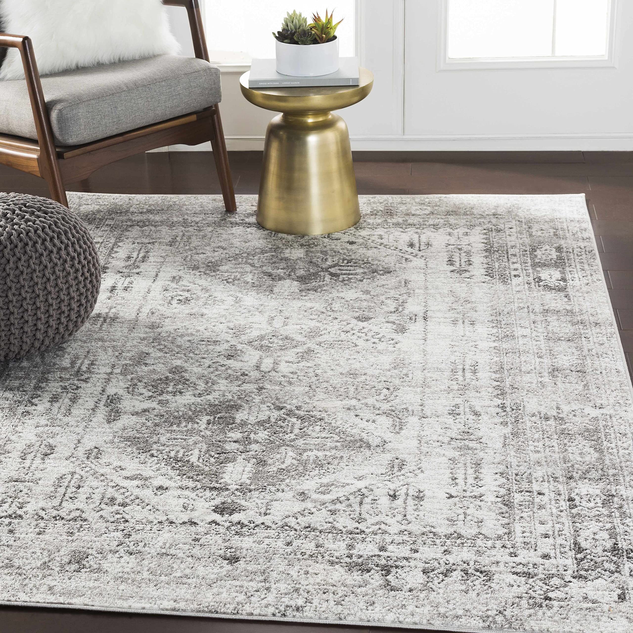 Bohemian Medallion Area Rug - 5'3