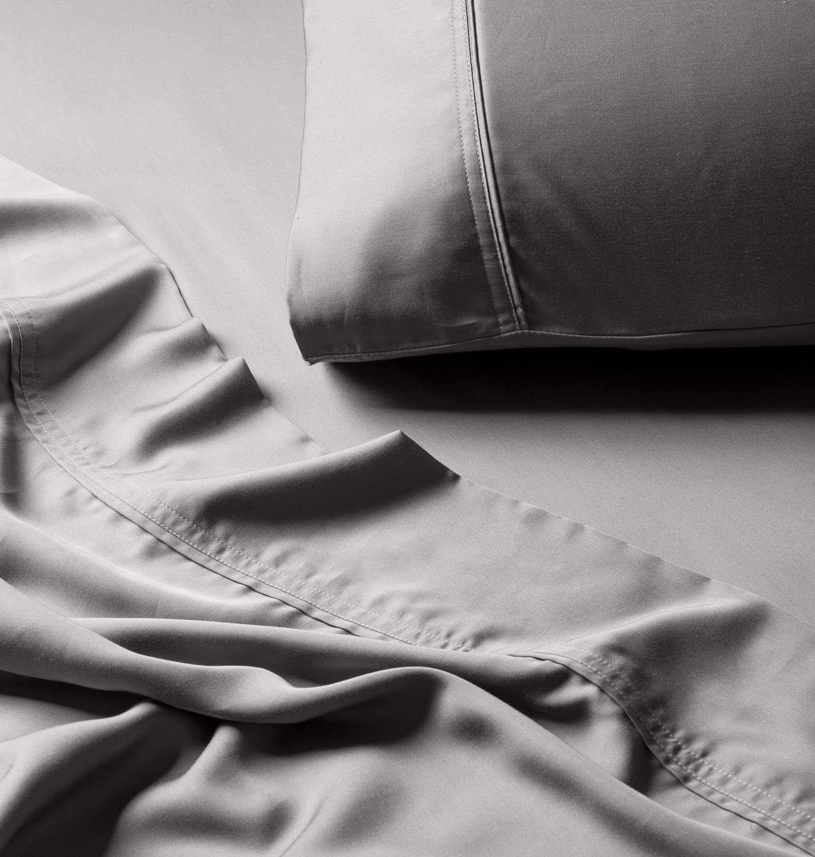Olive + Crate Eucalyptus Sheets Set - Cooling Queen Size Bed Sheets for Hot Sleepers - 100% Organic Tencel Lyocell - Hypoallergenic & Moisture-Wicking - Deep Pocket 60