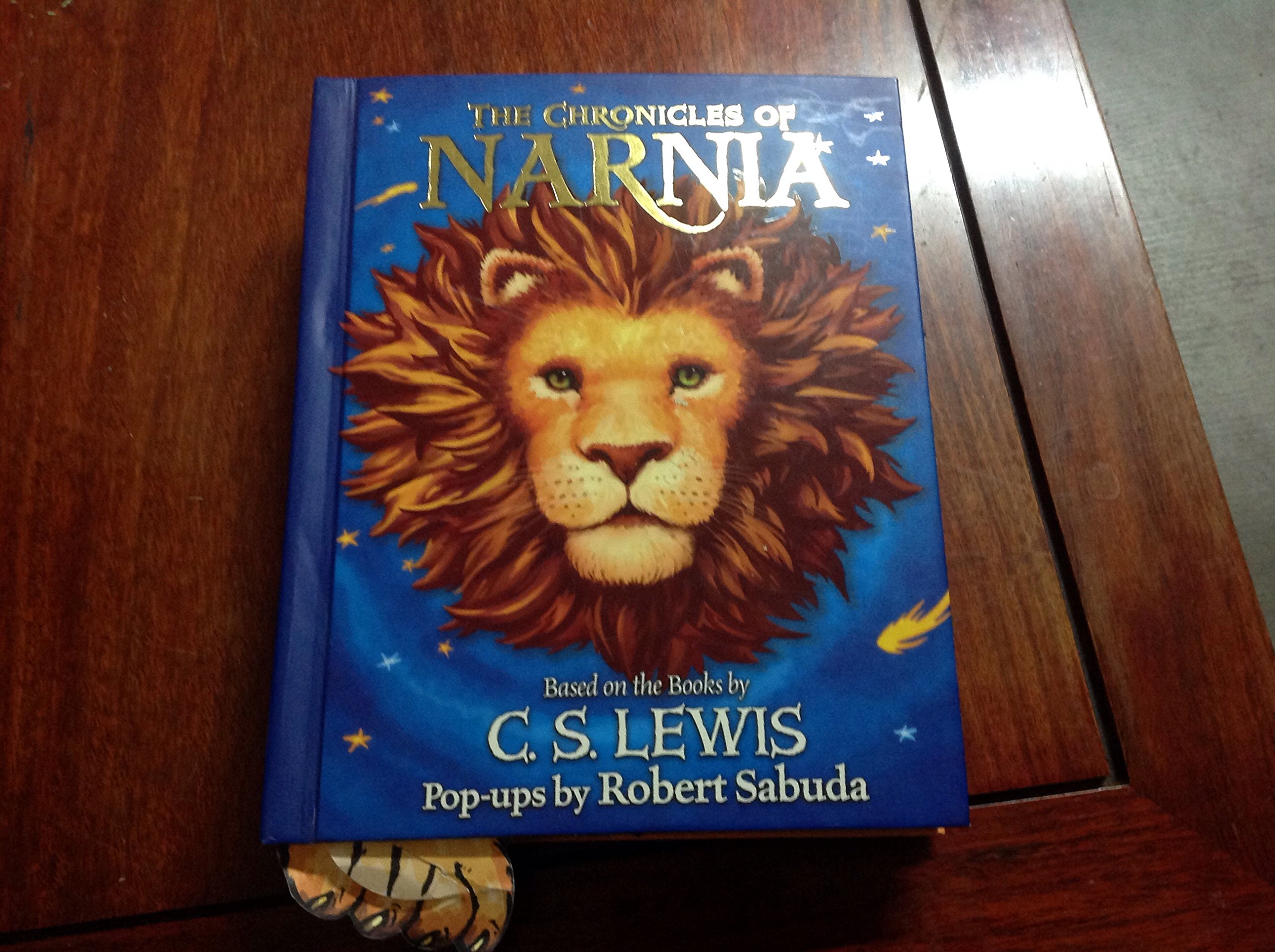 The Chronicles of Narnia Pop-up Book: Classic Fantasy Adventure Based on C.S. Lewis' Novels | Perfect Gift for Kids & Fantasy Book Collectors | Great for Bedtime Stories & Family Reading Time