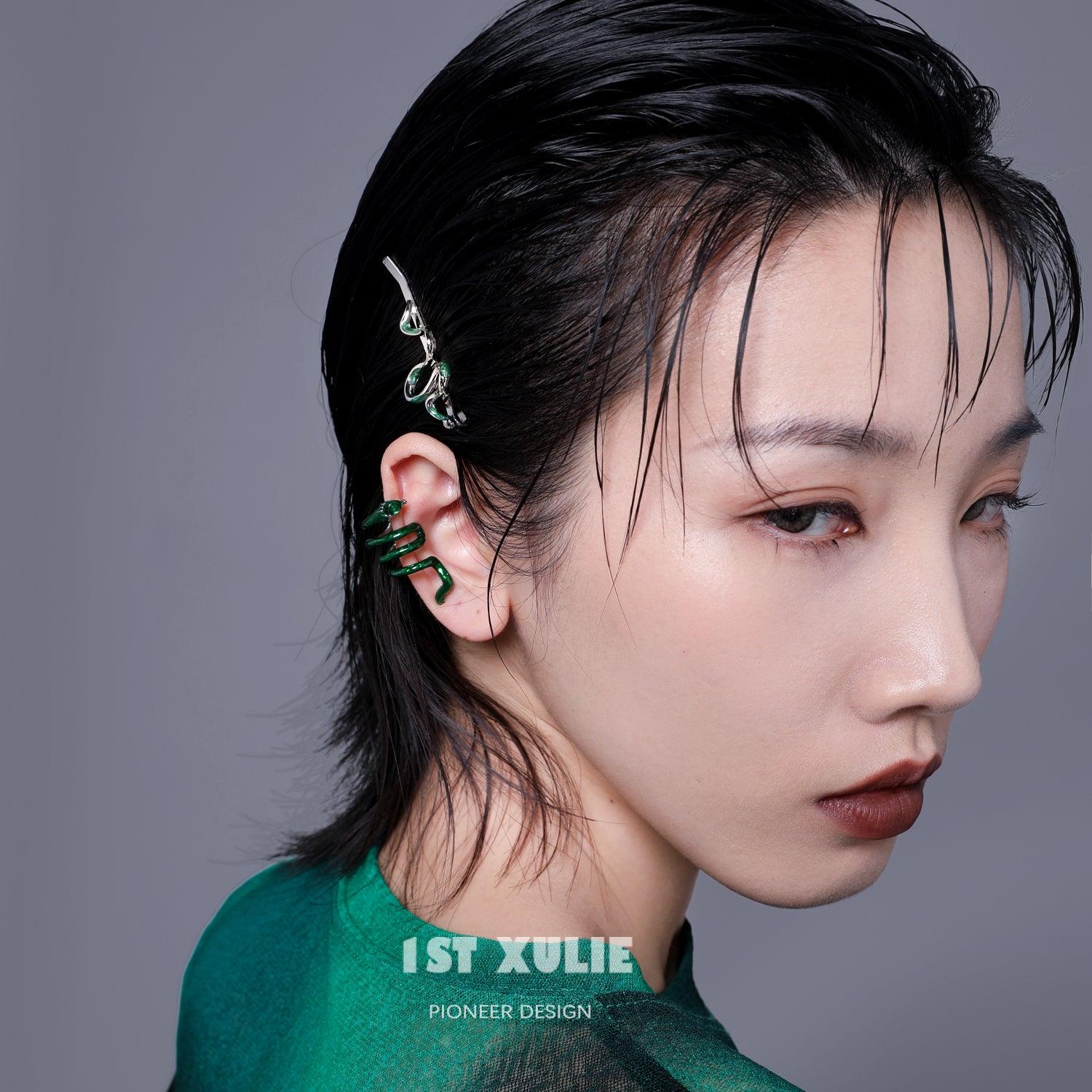 Slytherin House 18k Gold Plated Snake Hair Clip - Elegant Harry Potter Inspired Hair Accessory for Cosplay, Halloween & Witch Costume