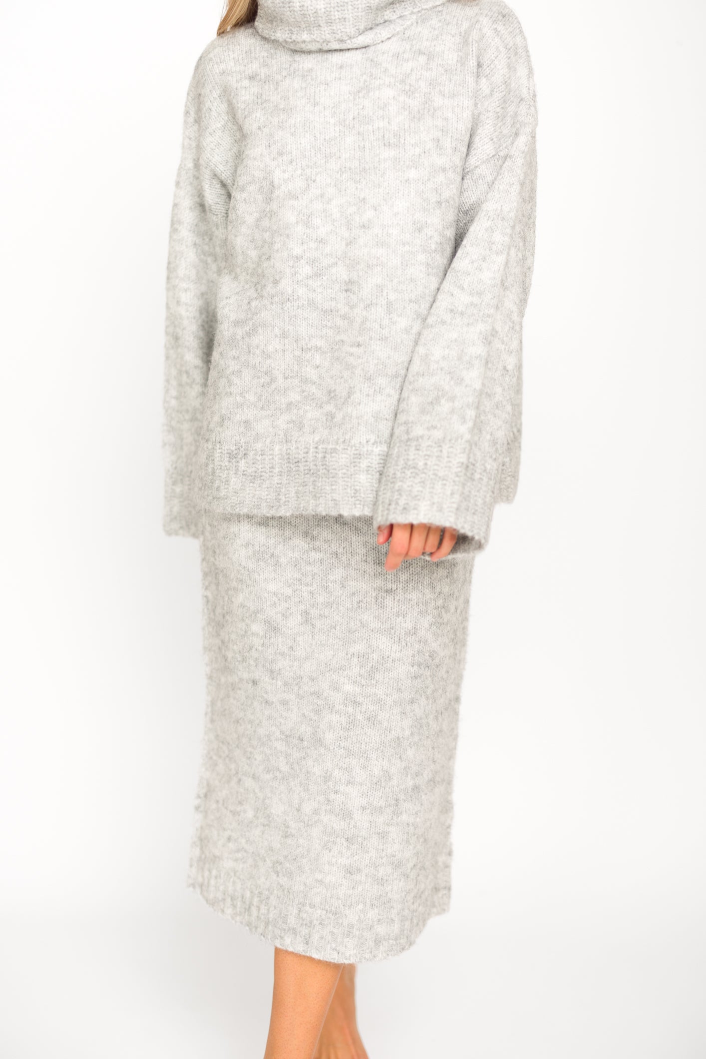 Robyn Knit Skirt in Heather Grey - Bump Friendly Maternity Skirt for Pregnancy Comfort | Perfect for Work, Casual Outfits & Special Occasions