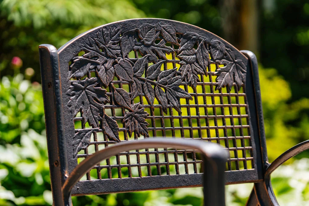 Premium Outdoor Patio Glider Chair with Leaf Design - Comfortable Relaxing Swinging Chair for Garden, Backyard, Porch & Poolside - Weather-Resistant & Durable for Year-Round Use