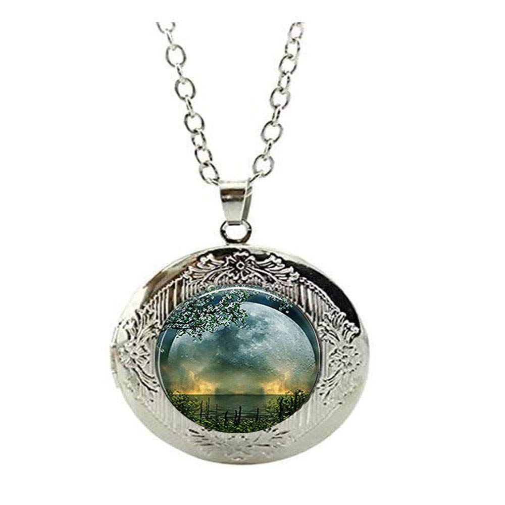 Summer Solstice Locket Necklace with Full Moon Charm - Wiccan & Pagan Jewelry for Spiritual Rituals, Moon Phases Celebration & Nature-Inspired Fashion