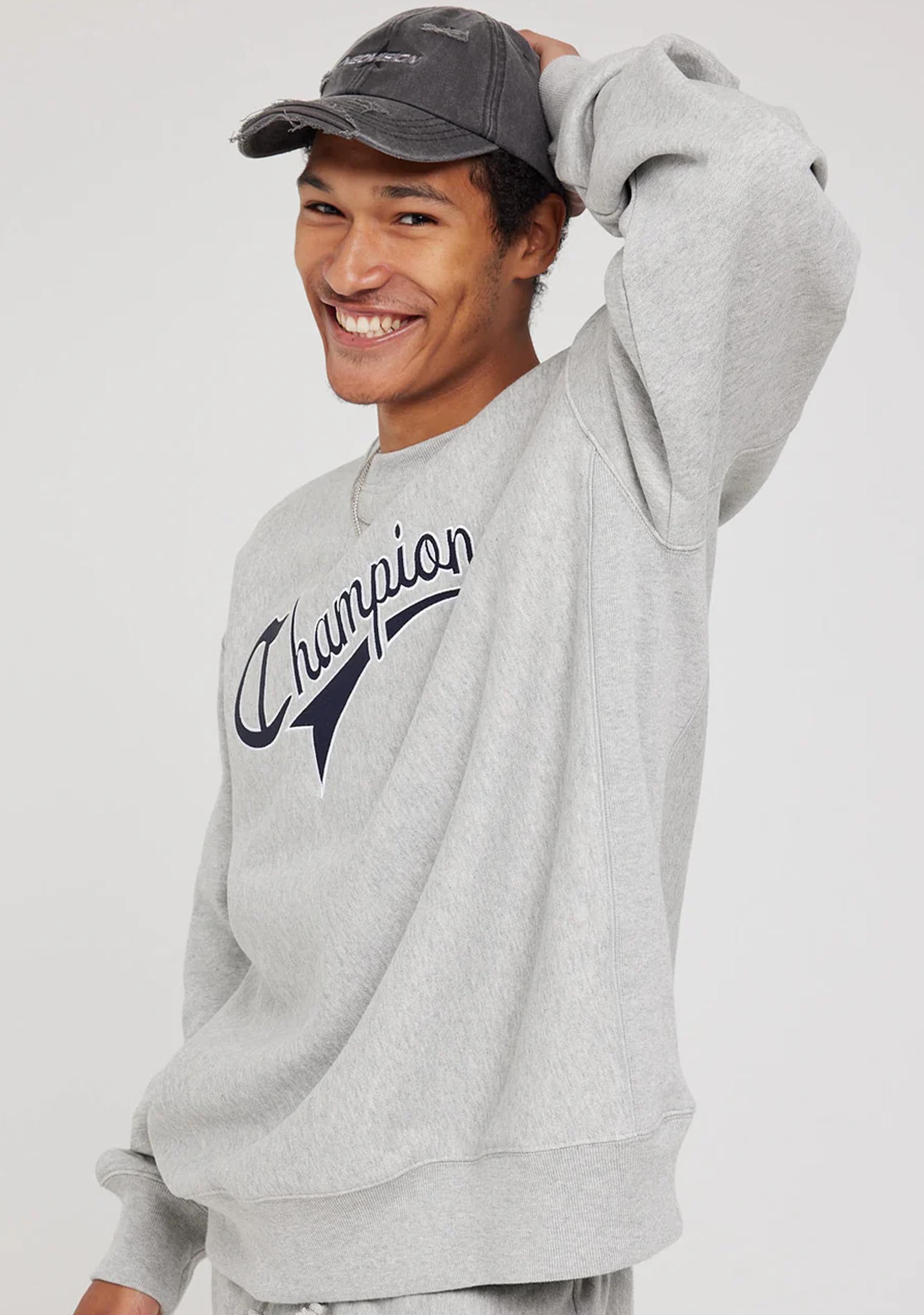 Champion Men's Reverse Weave Cursive Logo Crewneck Sweatshirt - Soft Cotton Blend Pullover for Casual Wear, Gym & Street Style