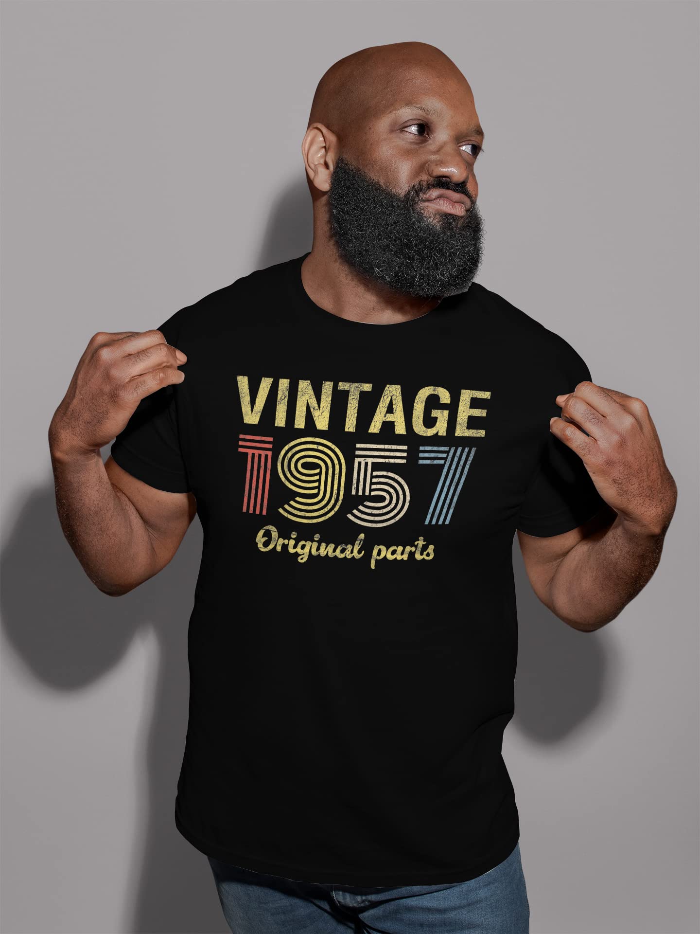 Vintage 1957 Retro Birthday T-Shirt for Men - 68th Birthday Gift with Original Design - Perfect for 1957 Birth Year Celebrations & Classic Car Enthusiasts