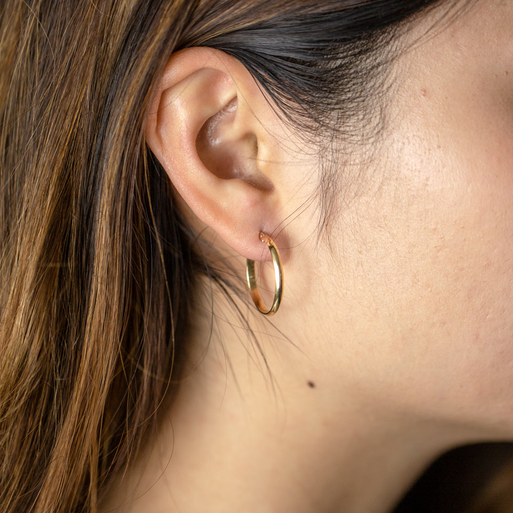 9ct Yellow Gold 20mm Plain Hoop Earrings for Women - Classic Minimalist Everyday Jewelry - Perfect for Work, Date Night & Special Occasions