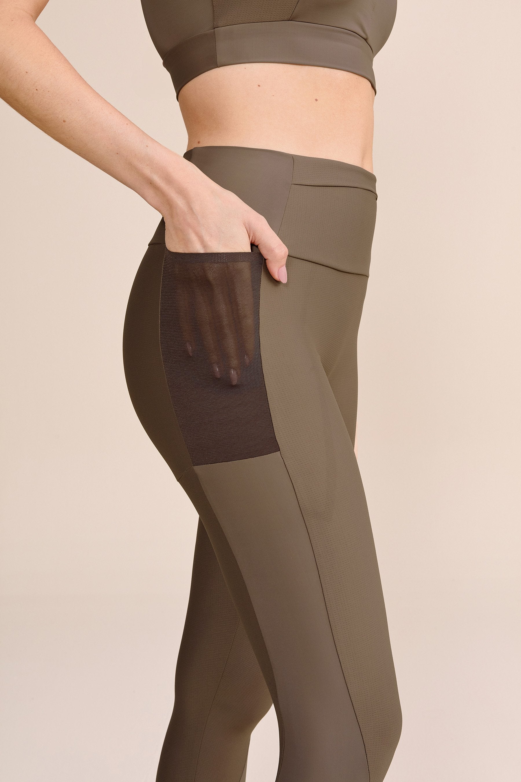 Race Pro® High-Performance Speed Leggings for Women - Compression Running Tights for Workout, Yoga & Gym - Moisture-Wicking & Breathable Activewear