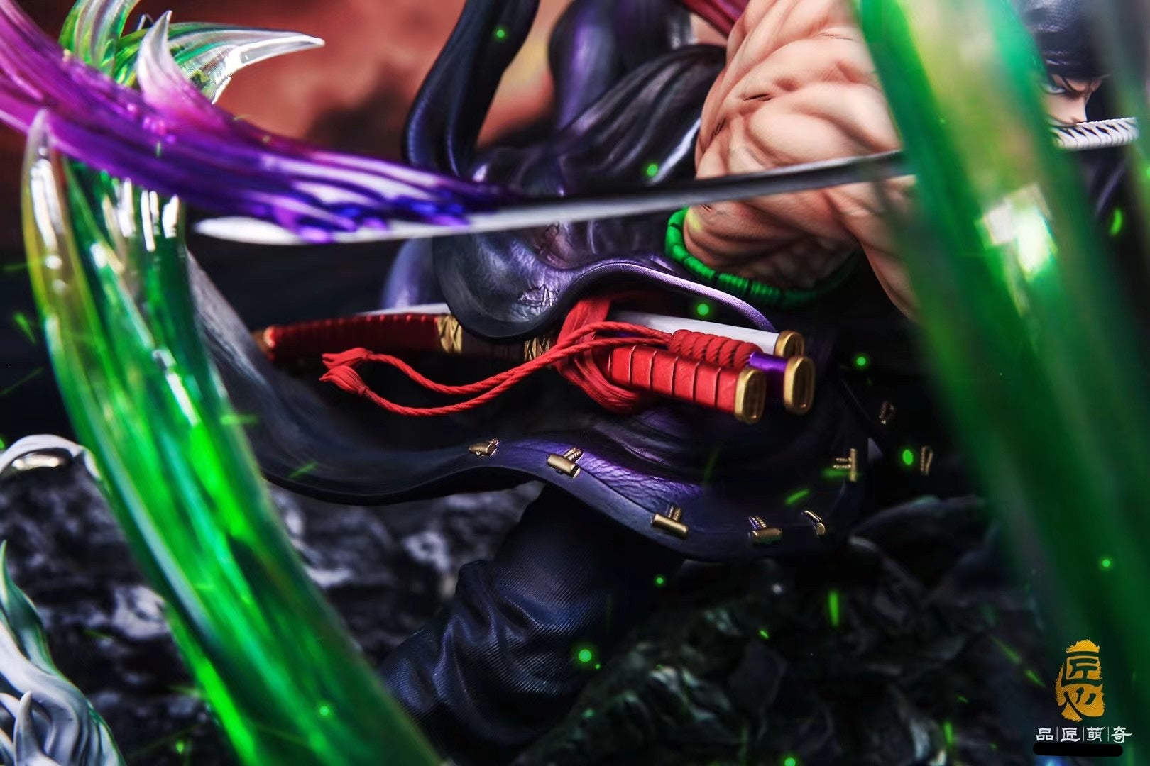 Pin Jiang Studio Onigashima Zoro Anime Figure - Collectible One Piece Statue for Fans, Home Decor, and Gift Giving