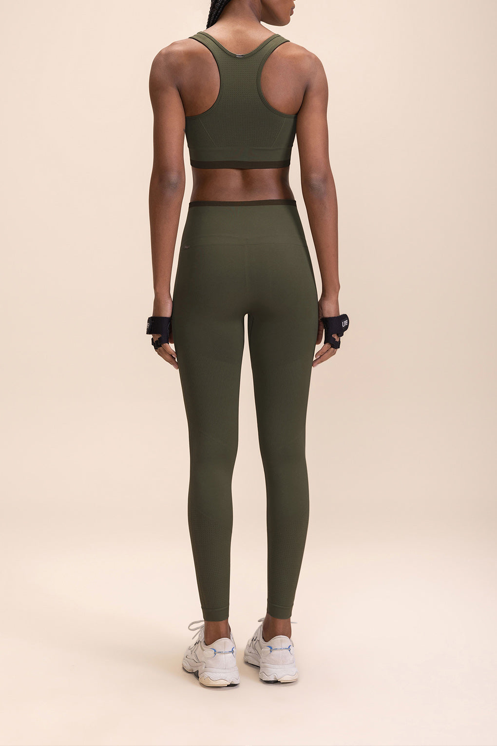 Seamless Contour Sports Bra for Women - High Support Workout Top for Running, Yoga & Gym - Breathable Comfort Fitness Apparel