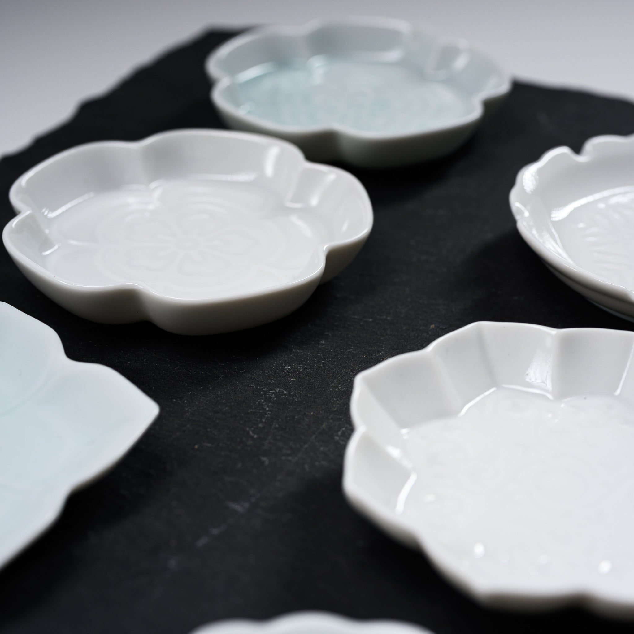 MIYAMA Mino Ware Small Condiment Plate - 7 Stylish Japanese Ceramic Dishes for Soy Sauce, Wasabi & Sushi - Perfect for Asian Dining & Home Decor