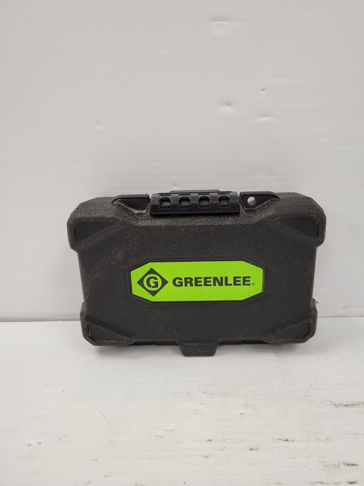 Greenlee 52068843 Professional Knockout Kit for Electrical Work - Perfect for Electricians and DIY Home Electrical Projects