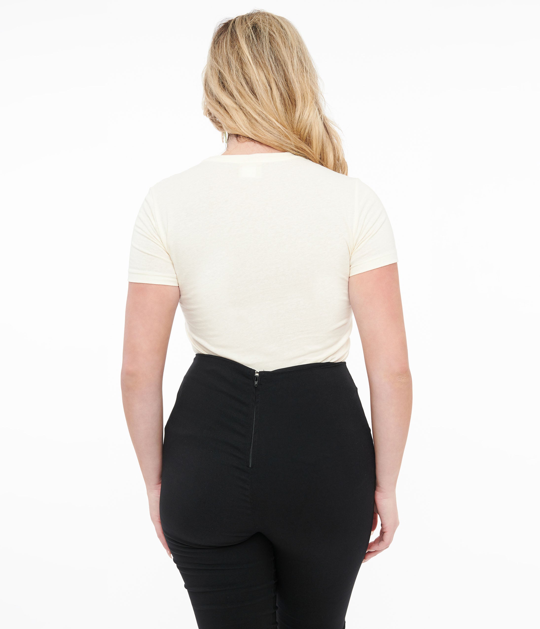 Trendy Ivory Girl & Octopus Graphic Fitted Tee - Stylish Casual Wear for Women | Perfect for Everyday Outfits, Street Fashion & Summer Looks