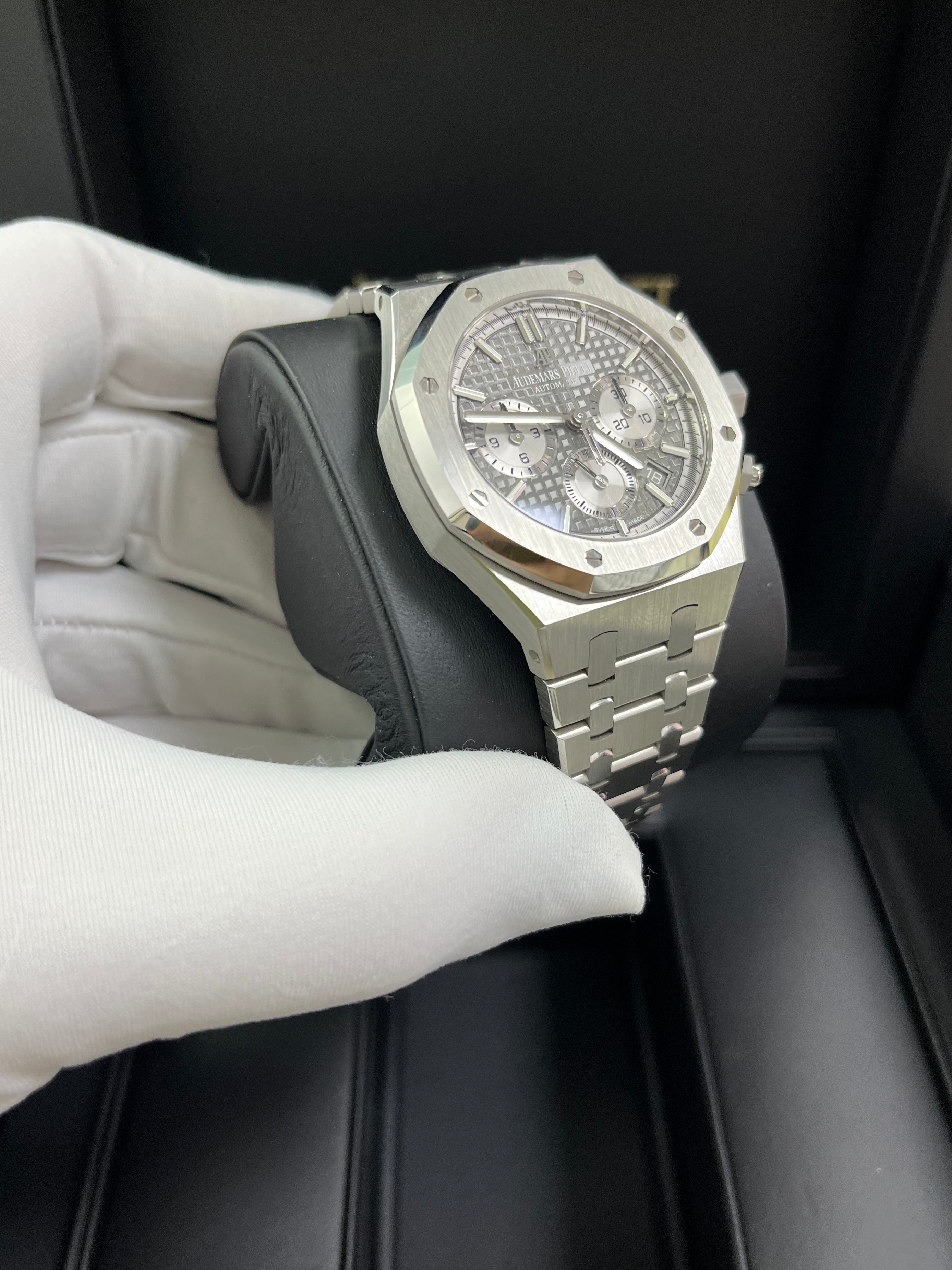 Audemars Piguet Royal Oak Selfwinding Stainless Steel Watch - Grey Dial with Silver Sub Dials (Ref# 26315ST.OO.1256ST.02) | Luxury Automatic Watch for Men, Business Meetings & Special Occasions