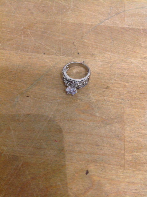 Silver Ring with Large Stone - Elegant Statement Jewelry for Women, Perfect for Parties, Weddings & Special Occasions