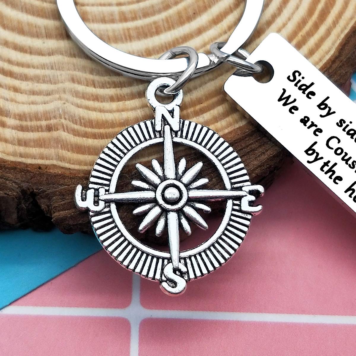 Personalized Cousin Keychain Jewelry - Unique Christmas & Birthday Gift for Cousins - Long Distance & Graduation Gifts for Men & Women - Perfect for Family Reunions, Special Occasions & Keepsakes