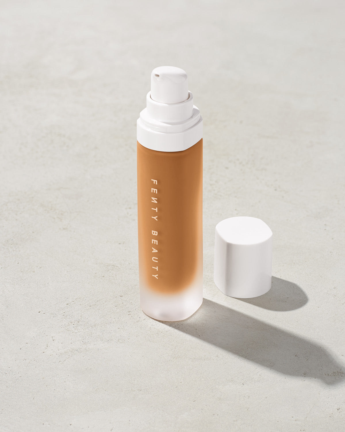 Pro Filt'r Soft Matte Longwear Foundation - #390 | Oil-Free, Full Coverage, 24-Hour Wear | Perfect for Oily Skin & Everyday Makeup