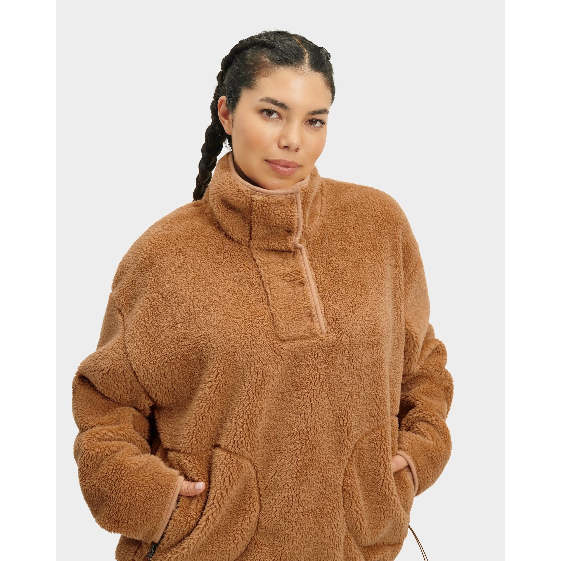 UGG Women's Atwell Sherpa Half Snap Pullover Sweater - Cozy Fleece-Lined Winter Cardigan in Tawny for Casual Outfits & Cold Weather