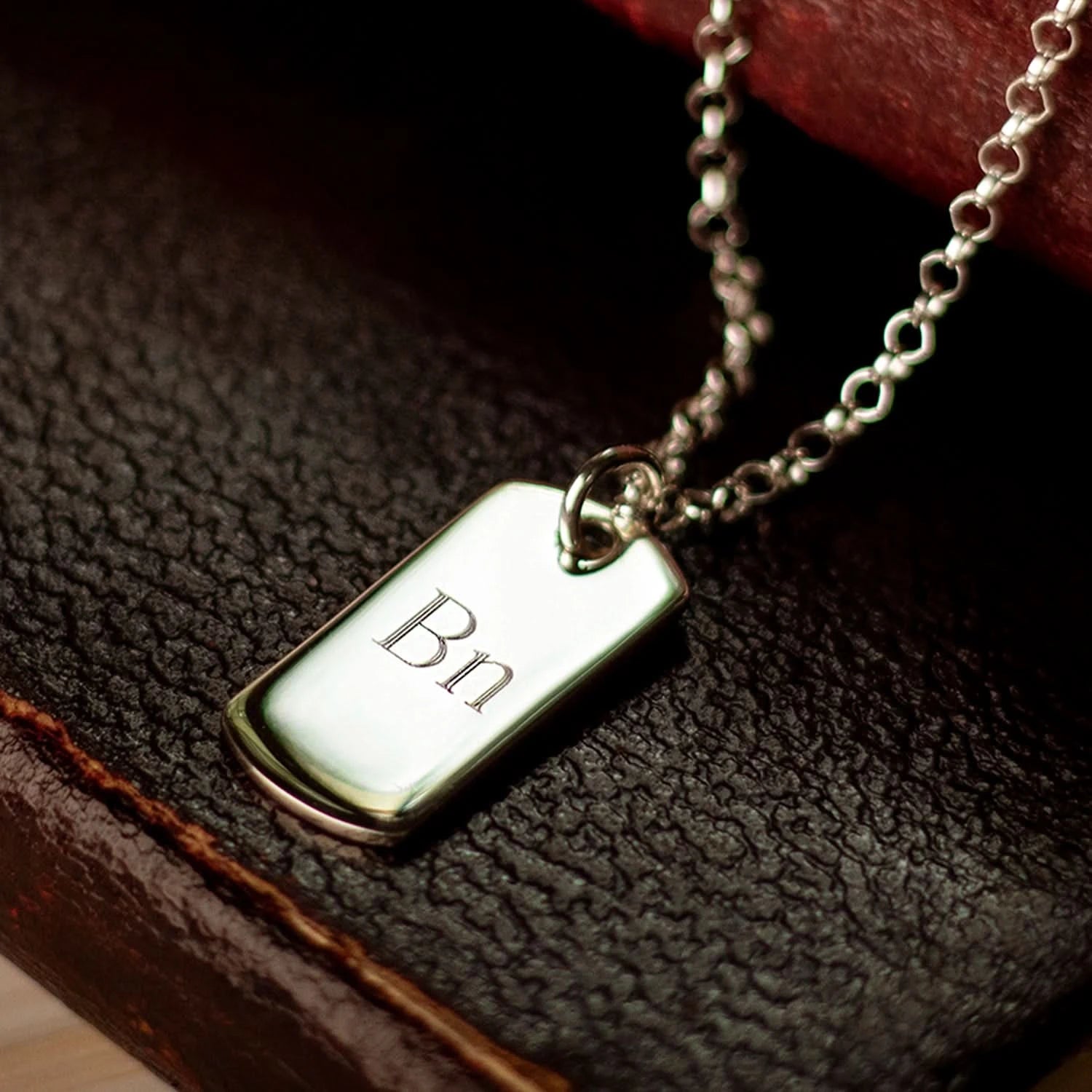Custom Engravable Silver Men's Dog Tag Necklace - Personalized Military Style Pendant for Everyday Wear, Gifts & Special Occasions