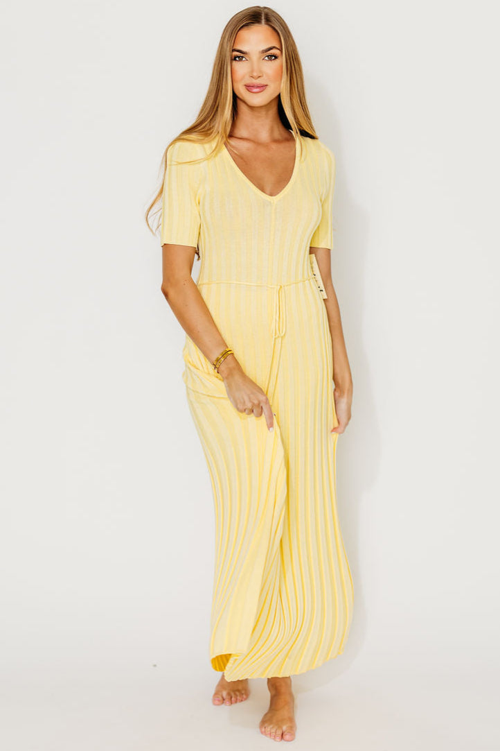 Oakley Ribbed Maxi Dress in Light Yellow - Bump Friendly Maternity Dress for Pregnancy, Comfortable Stretchy Fabric, Perfect for Baby Showers & Summer Outfits