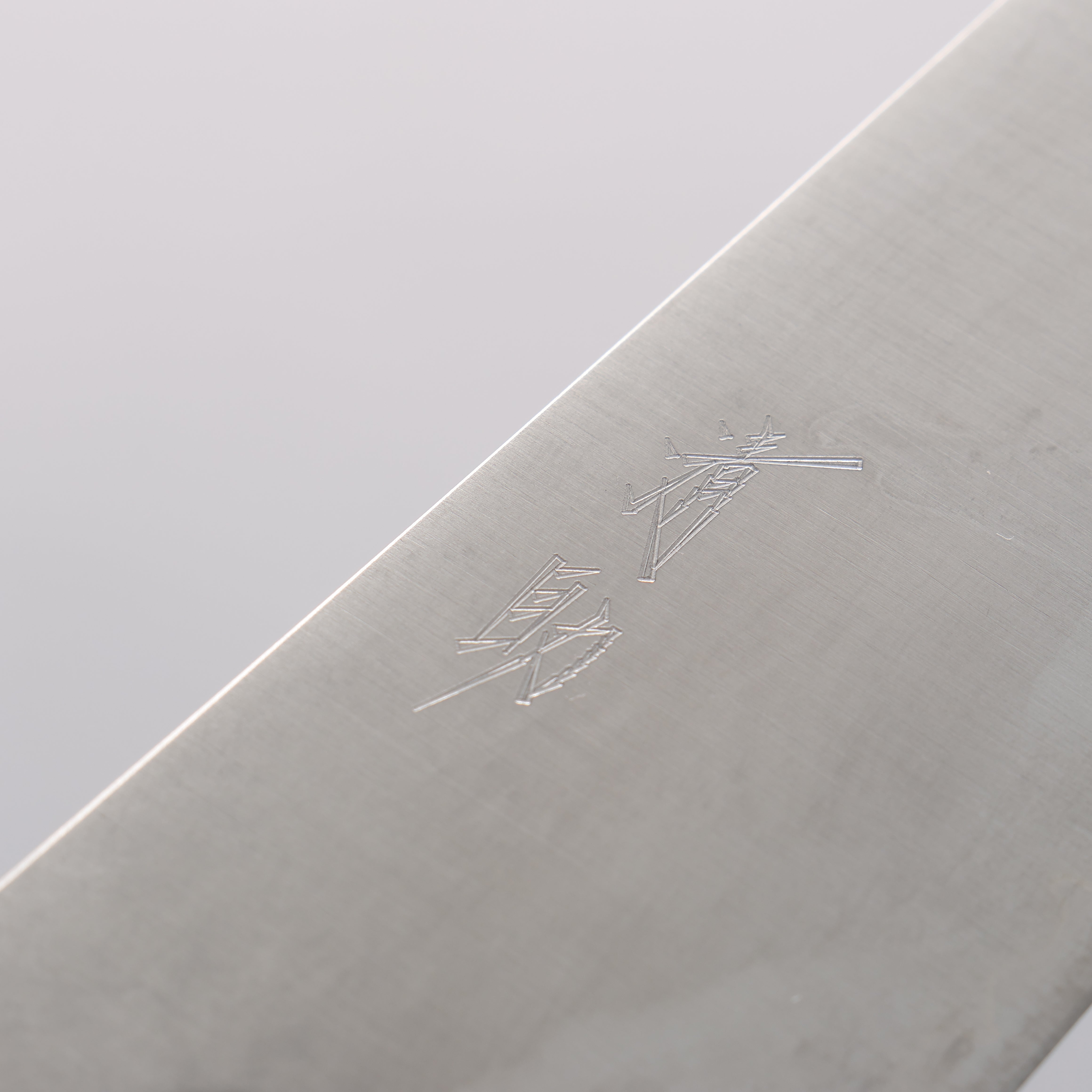Premium Seisuke Blue Super Gyuto 180mm Japanese Chef Knife - Rosewood Handle with Black Pakka Wood Ferrule - Perfect for Sushi, Meat Slicing & Professional Kitchen Use
