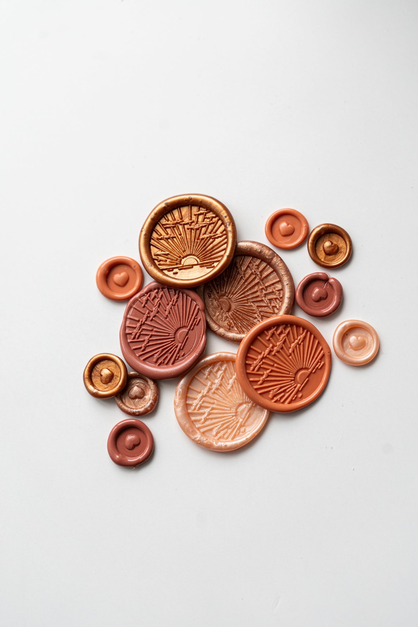 Premium Golden Hour Sealing Wax Sticks - Set of 5 for Elegant Invitations, Letters & Wedding Stationery - Vintage Style Wax Seal Kit for DIY Crafts & Gift Wrapping