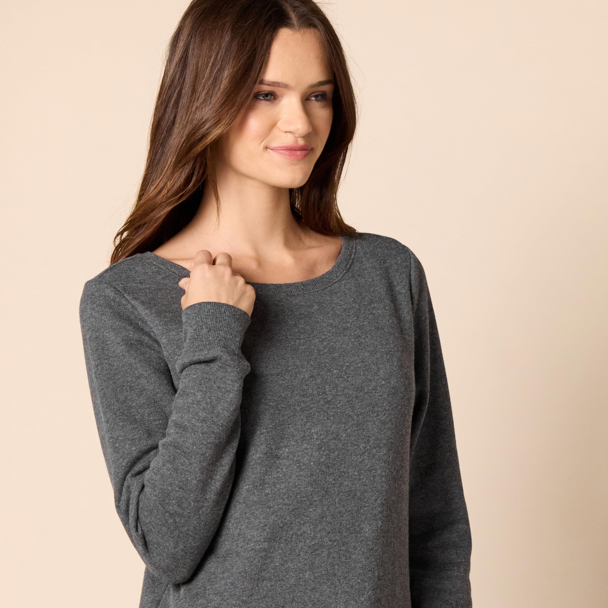 Amazon Essentials Women's Open-Neck Fleece Tunic Sweatshirt - Soft Casual Pullover for Lounge, Work & Everyday Wear | Cozy Winter Layering Top