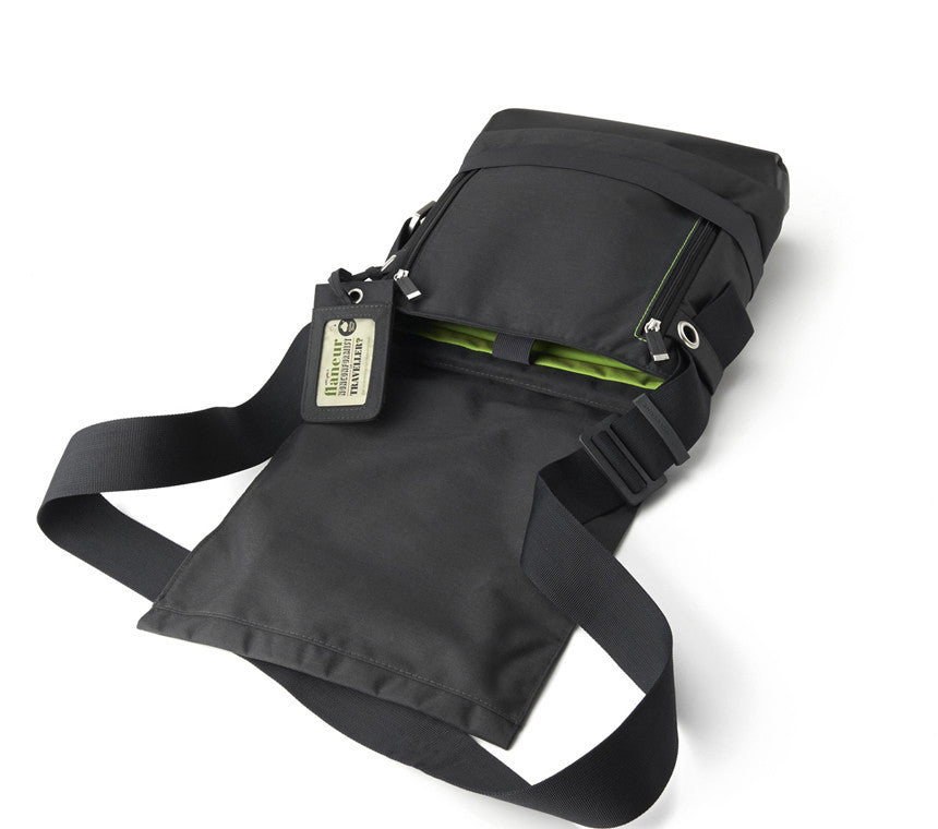 Moleskine MyCloud Reporter Bag for iPad & Tablets - Stylish & Durable Laptop Briefcase for Work, Travel & Business Professionals