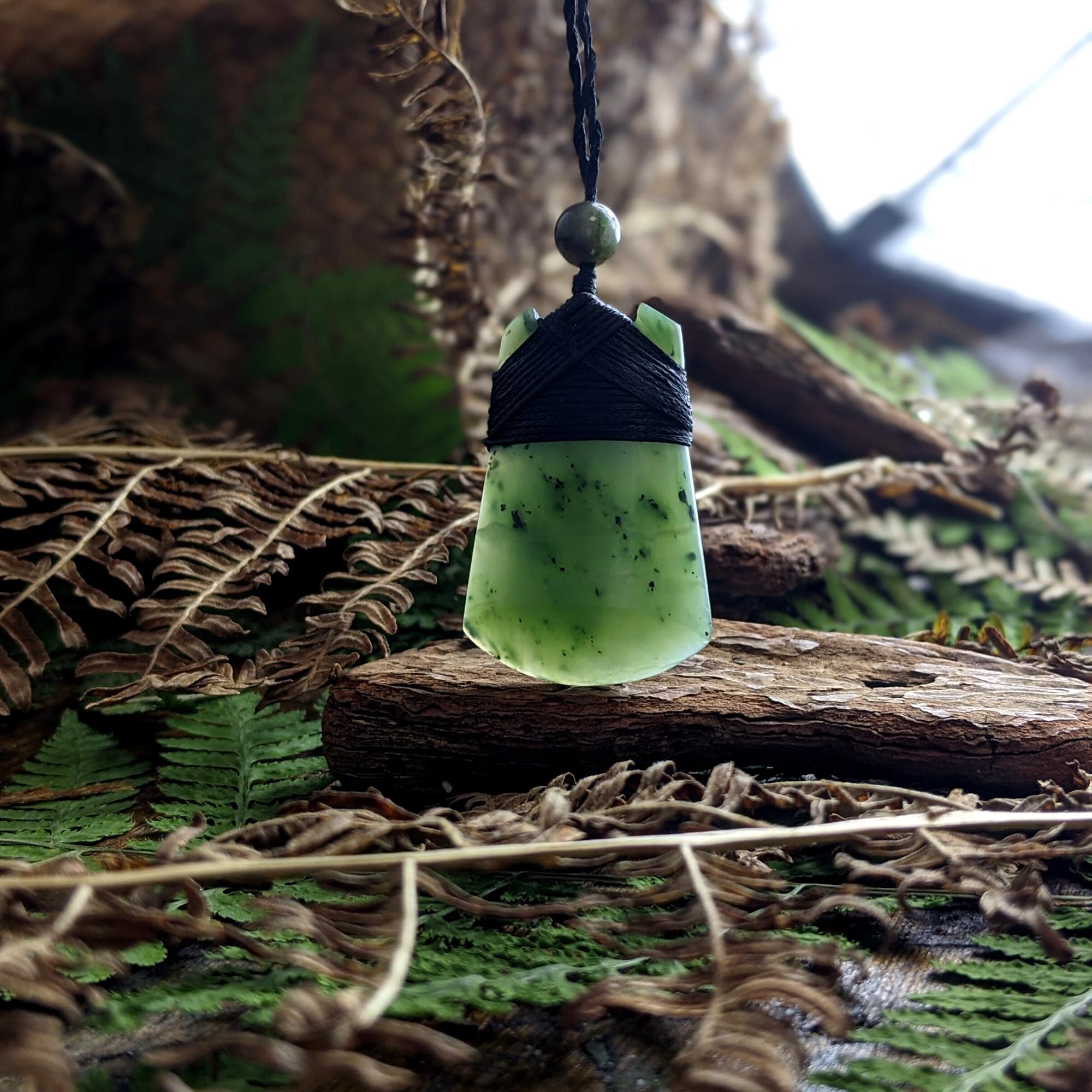 Authentic Maori Toki Blade Pendant Necklace - Hand Carved Nephrite Jade Greenstone for Men & Women | Spiritual Jewelry, Cultural Gift & Fashion Statement