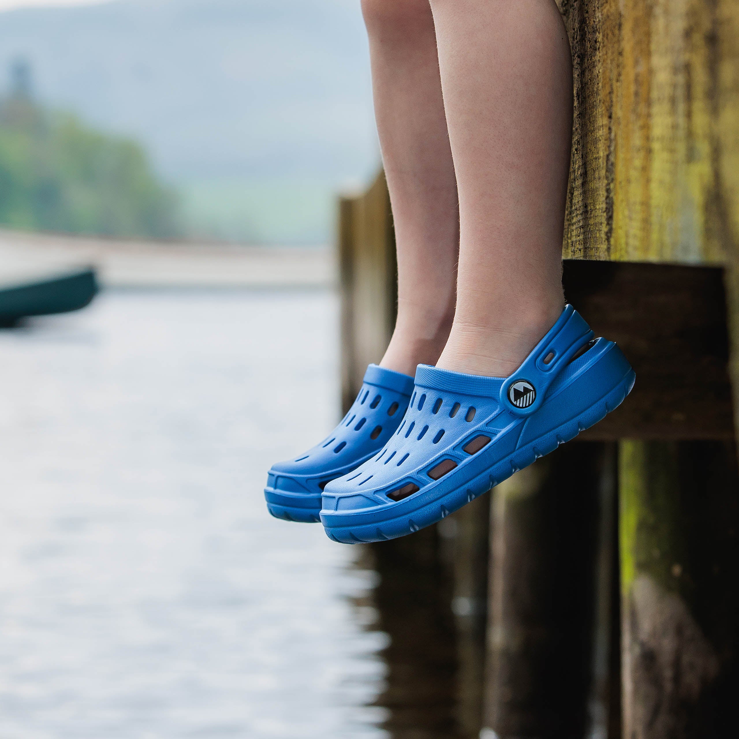 **Breathable Kids' Coniston Clogs - Comfortable & Lightweight Water Shoes for Boys & Girls - Perfect for Beach, Pool, and Outdoor Play**