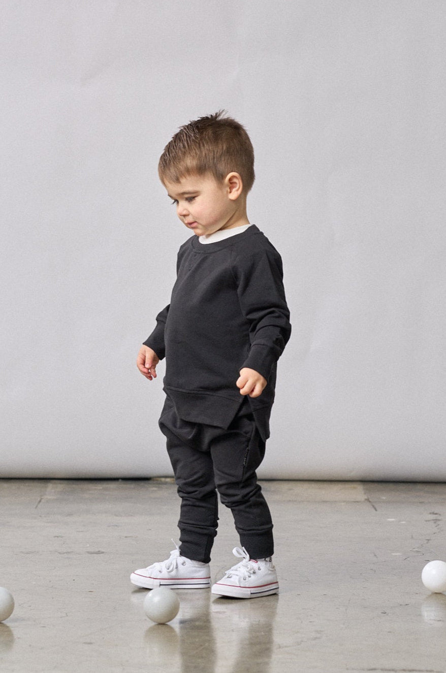 Men's Black Pullover Sweater - Soft & Comfortable Casual Knitwear for Fall & Winter | Perfect for Outdoor Activities, Layering & Everyday Wear