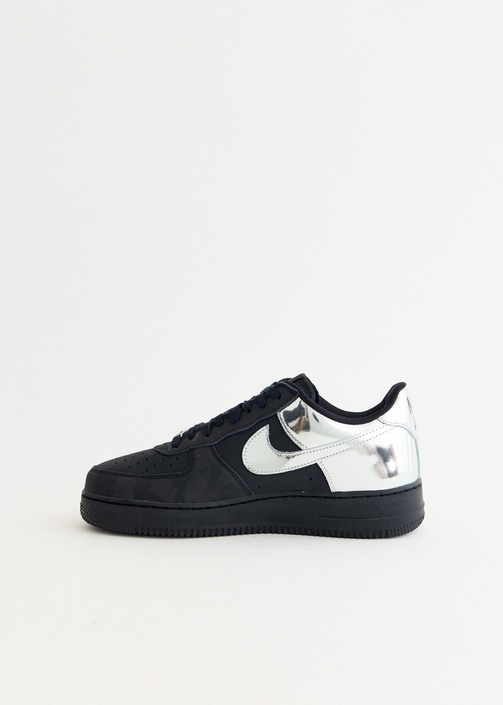 Nike Air Force 1 Low Retro 'Black Chrome' Men's Basketball Sneakers - Classic White & Black Leather Shoes for Streetwear & Casual Outfits