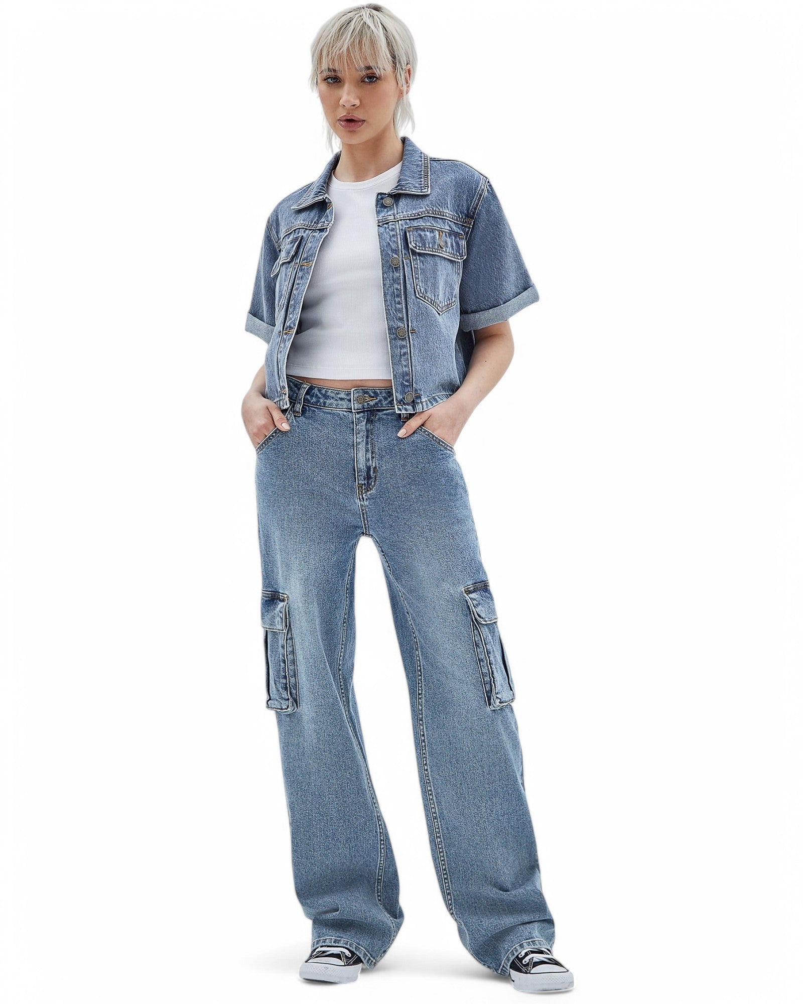 GUESS Originals Workers Denim Shirt for Men - Classic Blue Denim Button-Up Shirt with Chest Pocket | Casual Wear, Workwear & Outdoor Activities