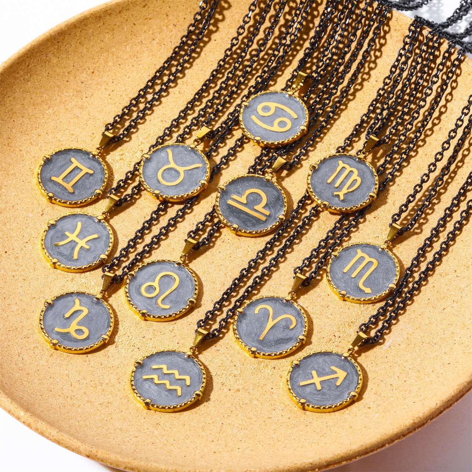 18K Gold Retro Zodiac Astrology Pendant Necklace - Personalized Horoscope Jewelry Gift for Women | Perfect for Birthday, Anniversary & Spiritual Occasions
